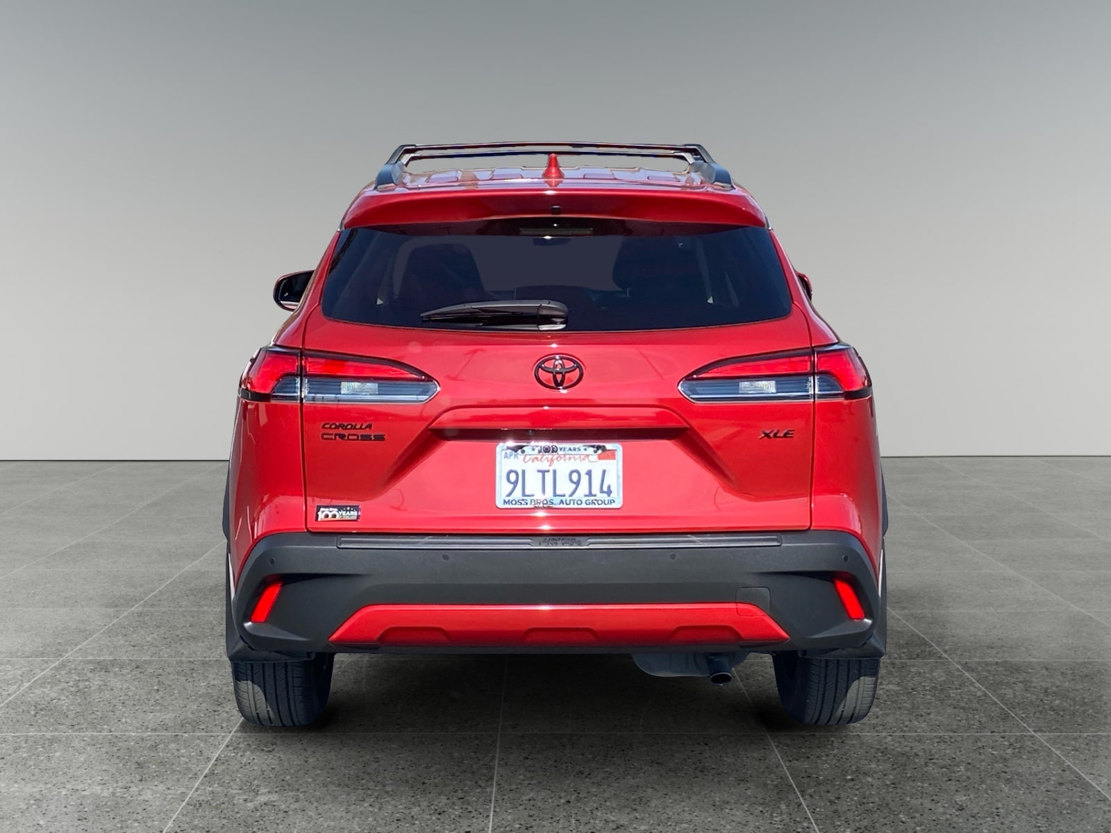 2024 Toyota Corolla Cross XLE photo 4