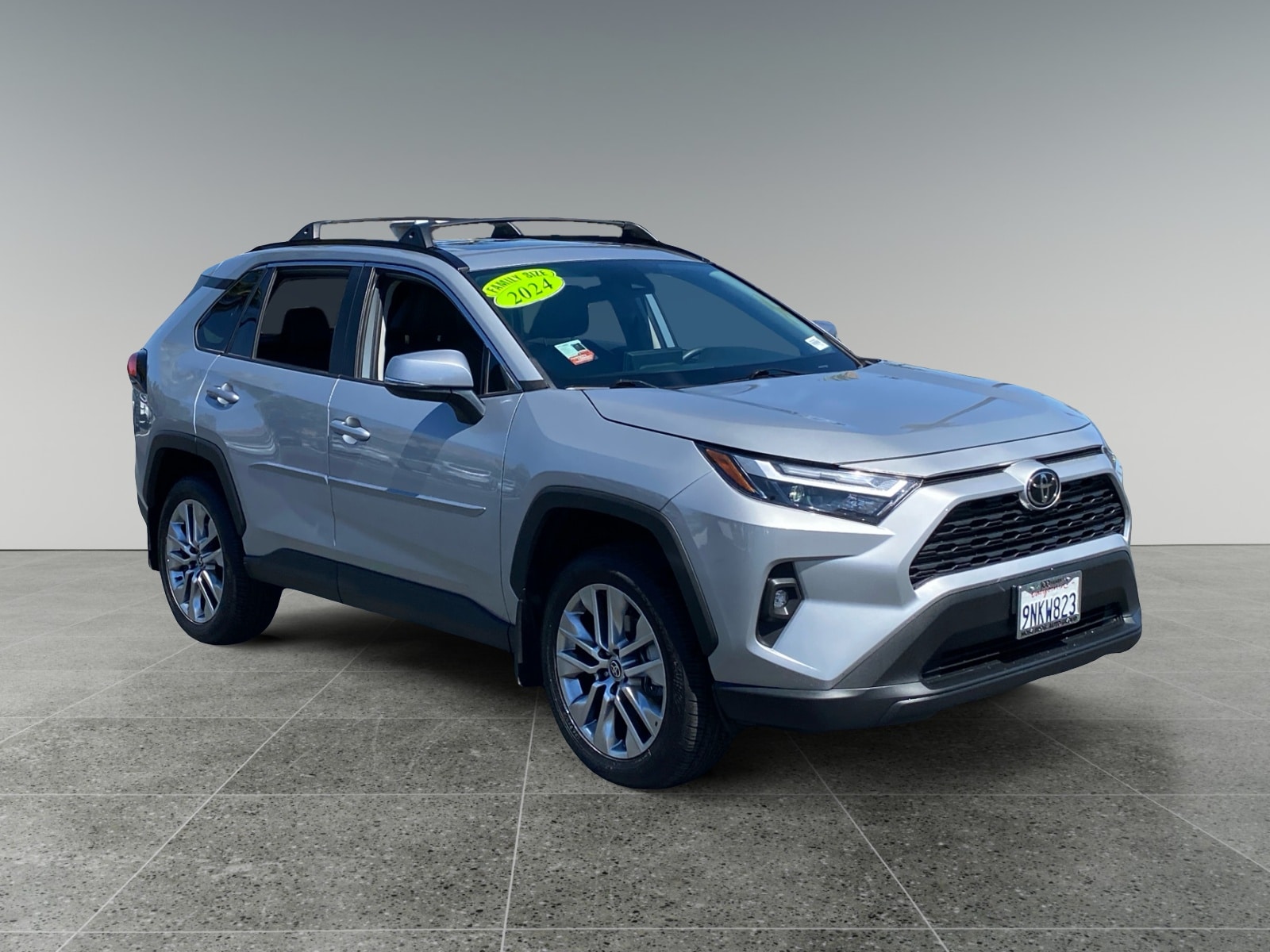 2024 Toyota RAV4 XLE Premium - Photo 7