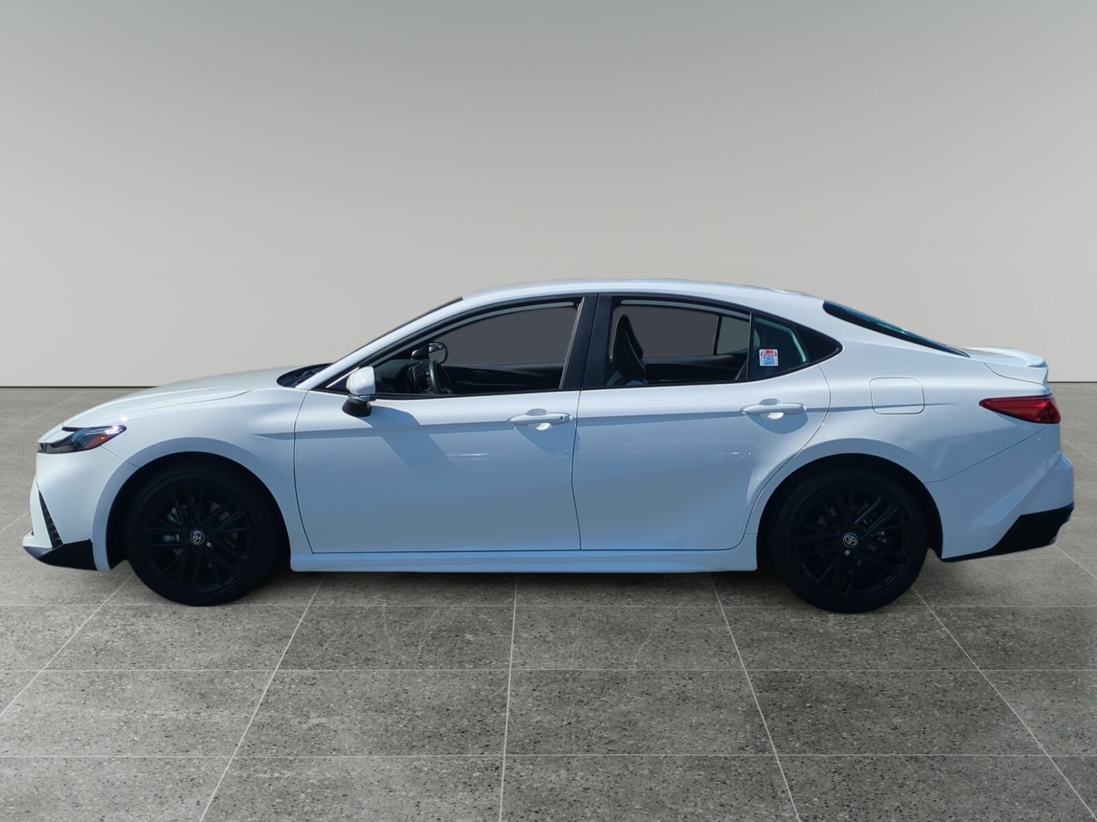 2025 Toyota Camry SE photo 2