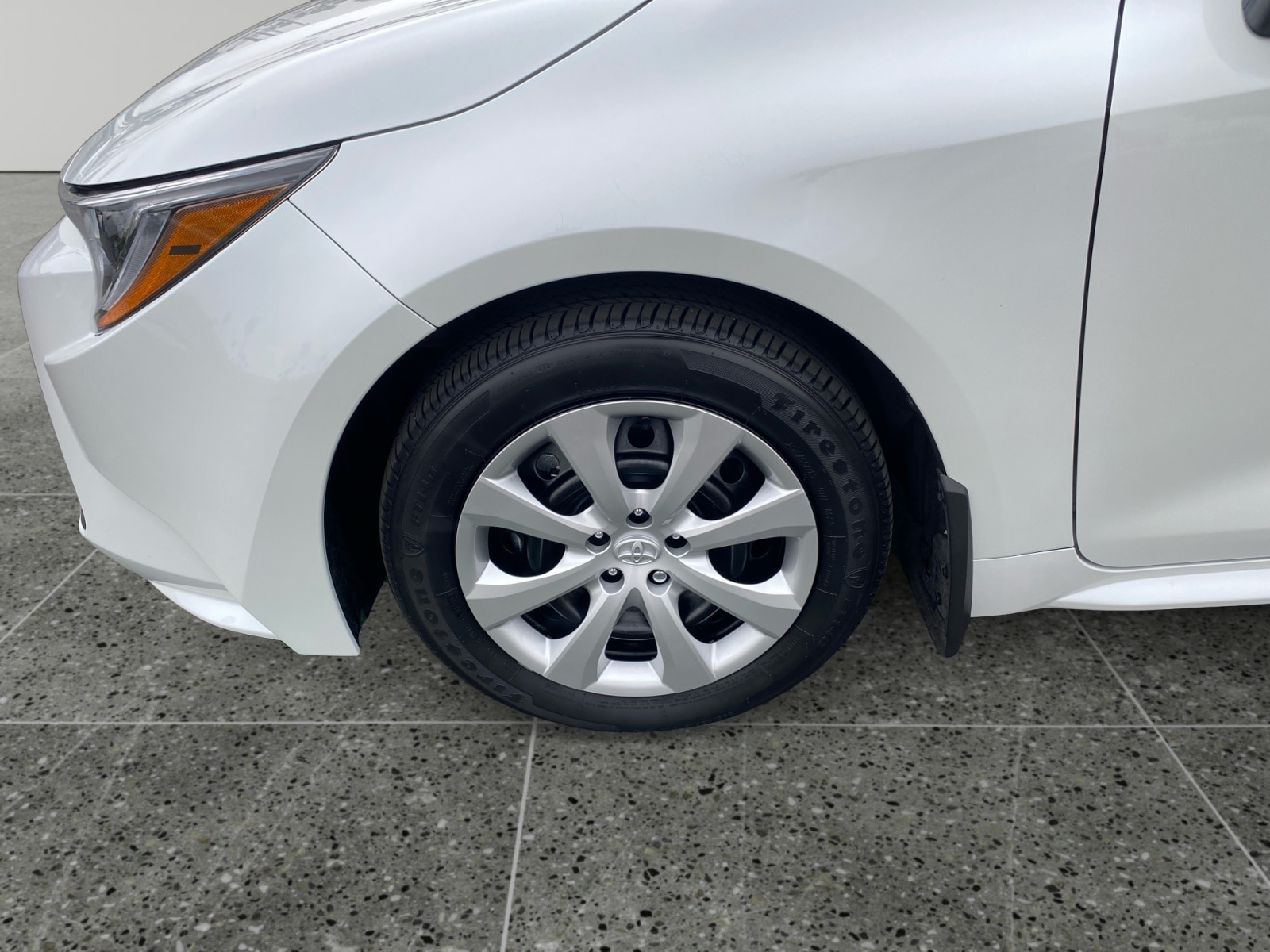 2026 Toyota Corolla LE - Photo 14