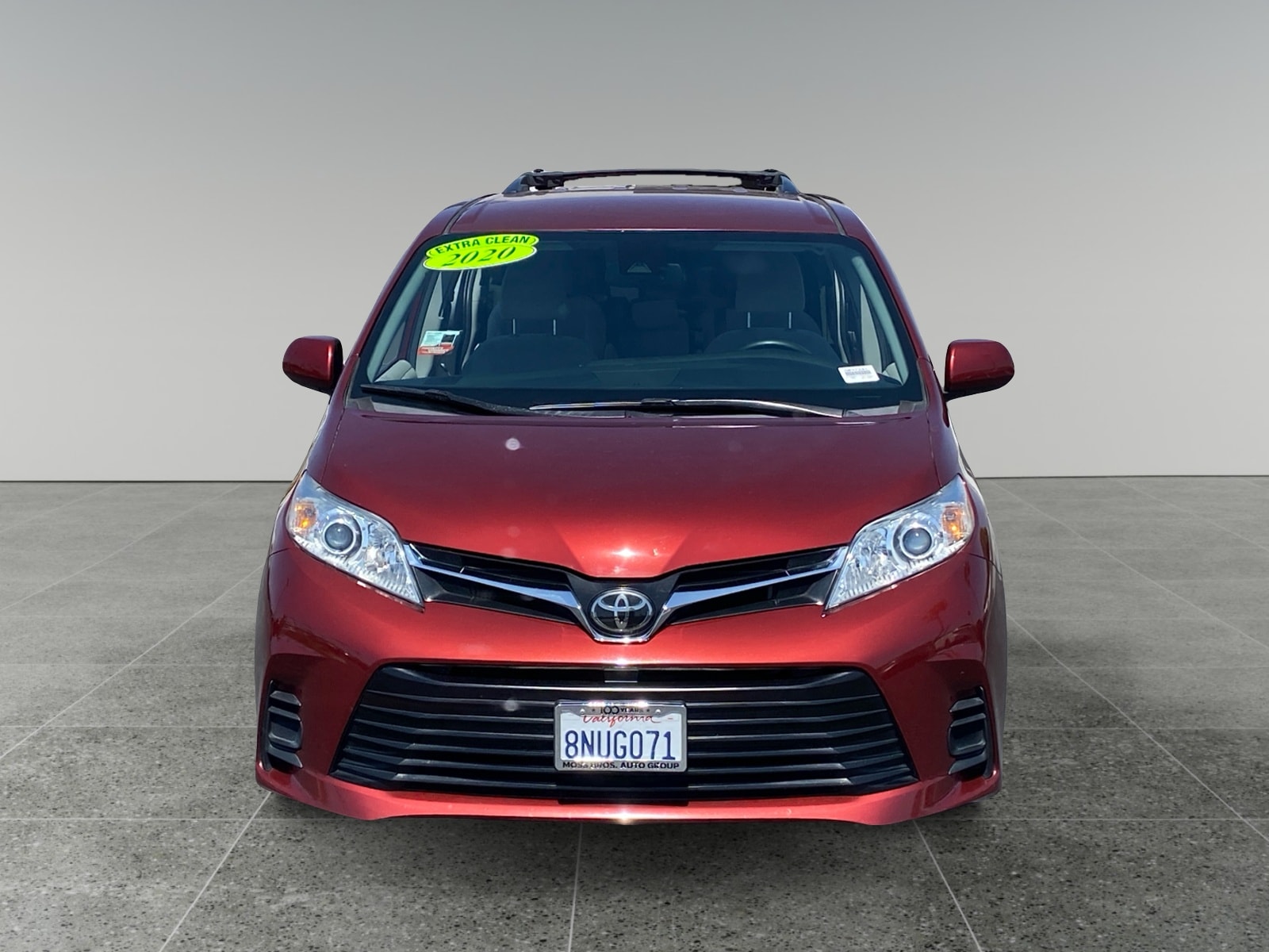 2020 Toyota Sienna LE - Photo 8