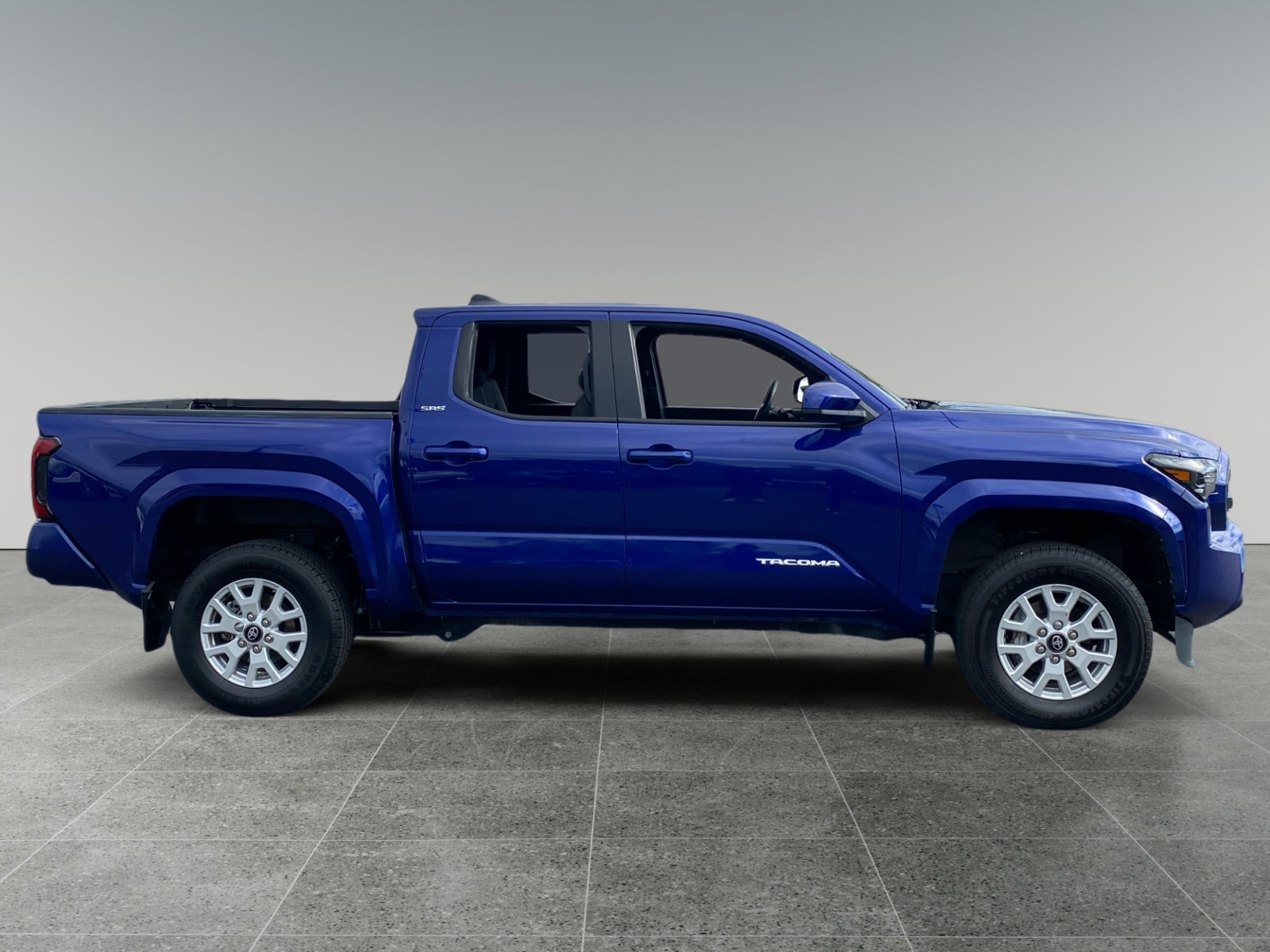 2024 Toyota Tacoma SR5 - Photo 6