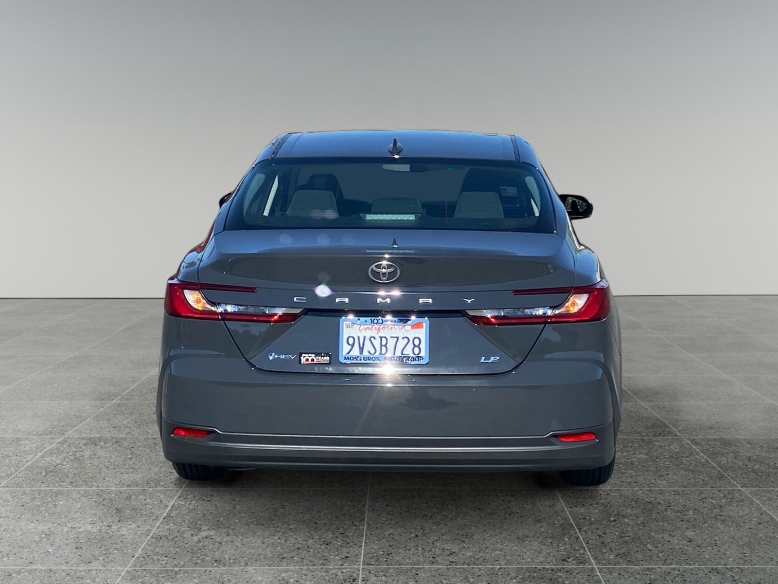 2025 Toyota Camry LE photo 4