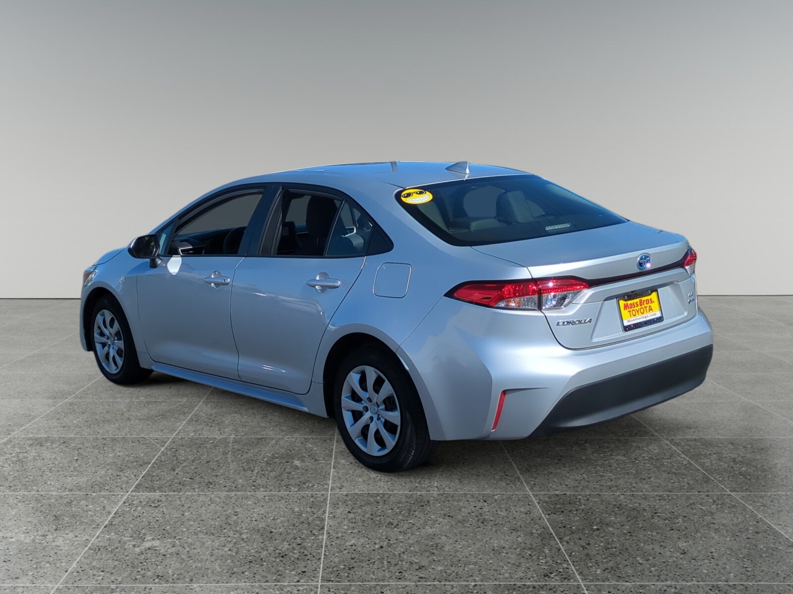 2025 Toyota Corolla Hybrid LE photo 3