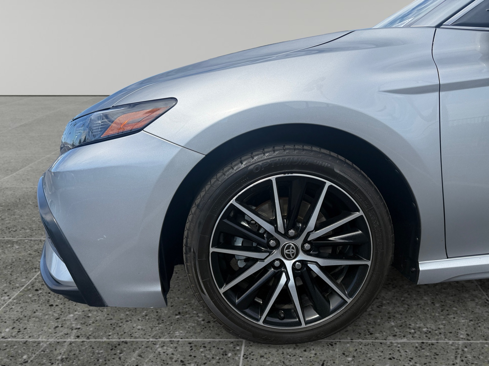 2024 Toyota Camry SE - Photo 14