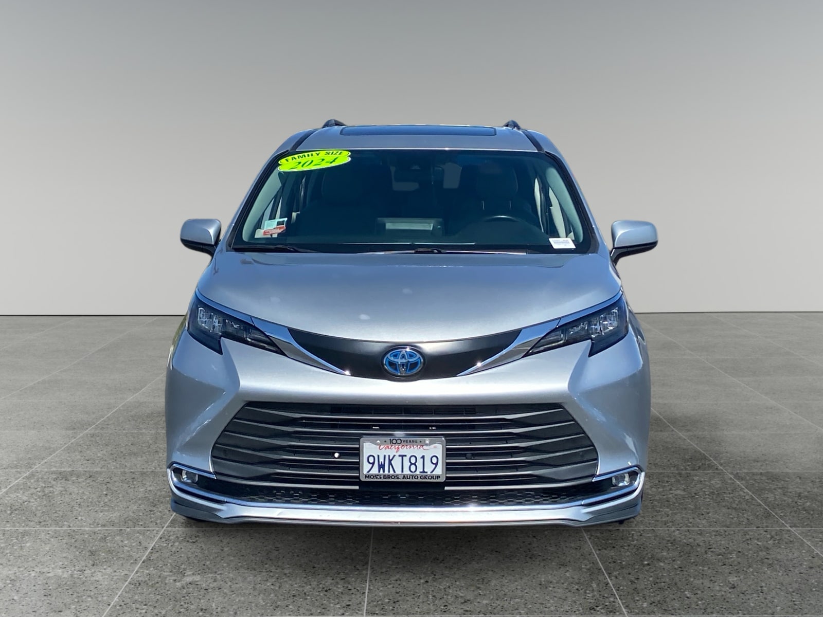 2024 Toyota Sienna XLE - Photo 8