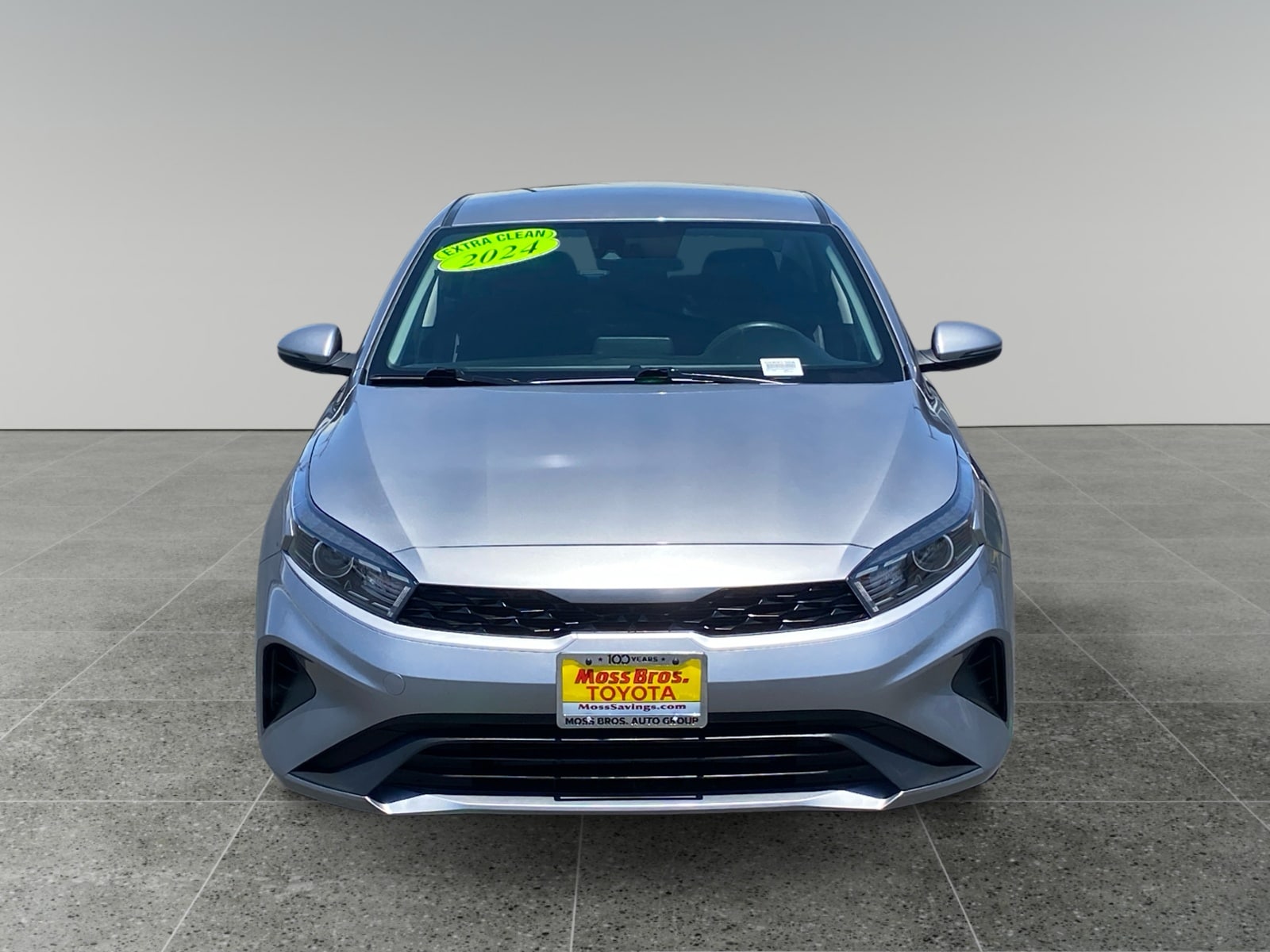 2024 Kia Forte LXS - Photo 8