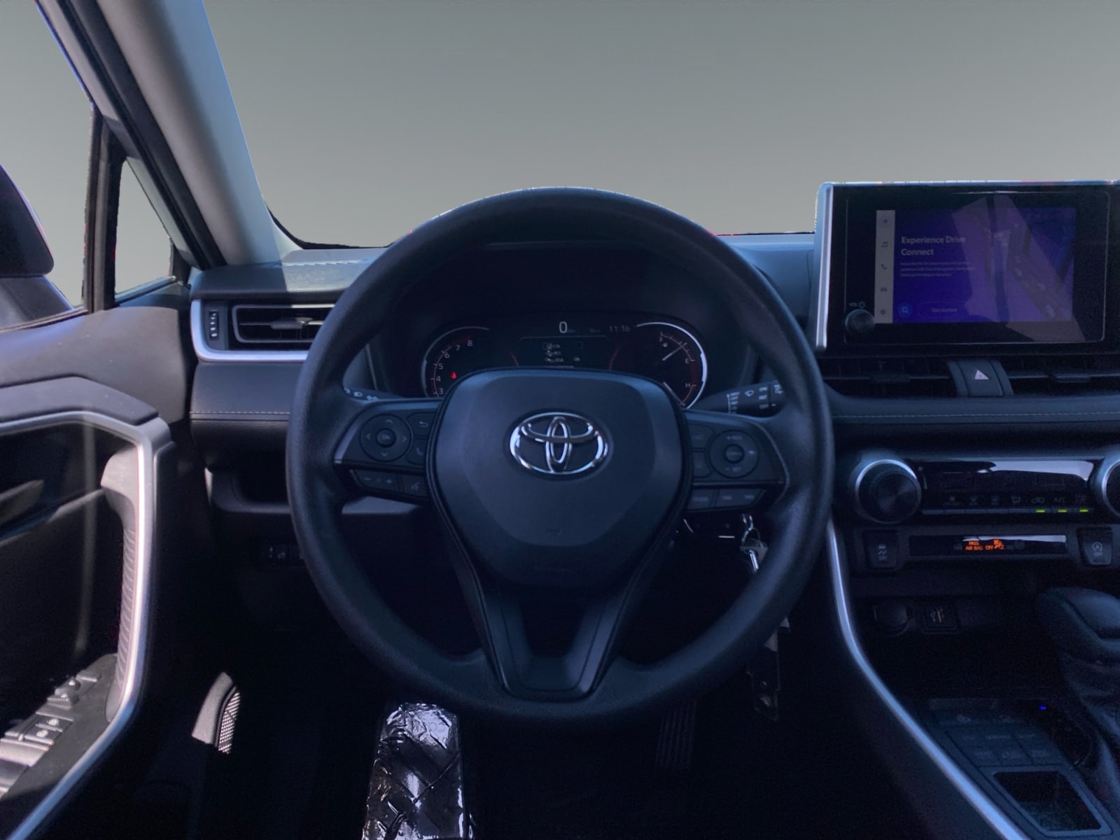 2025 Toyota RAV4 LE - Photo 12