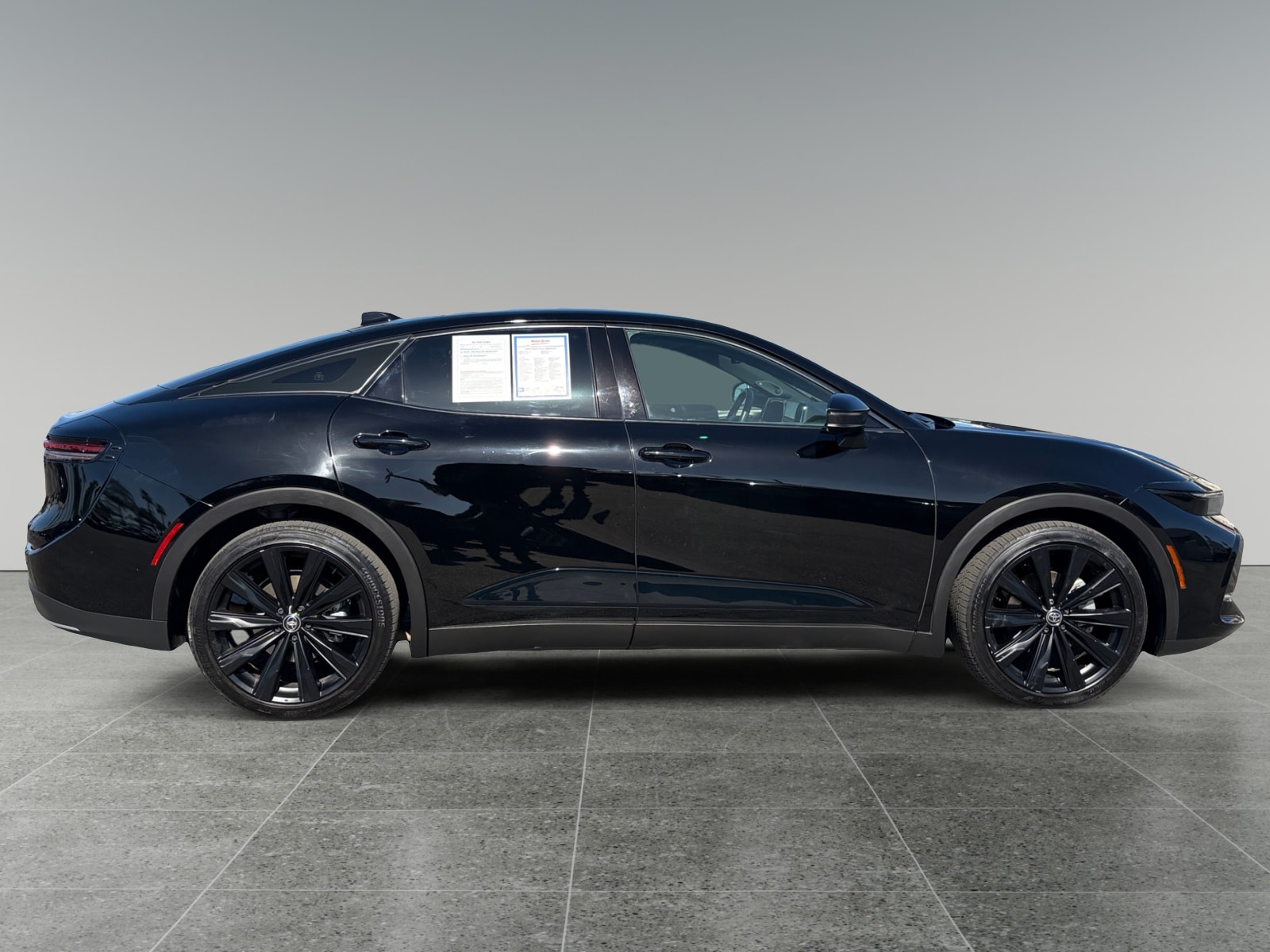 2025 Toyota Crown Nightshade - Photo 6