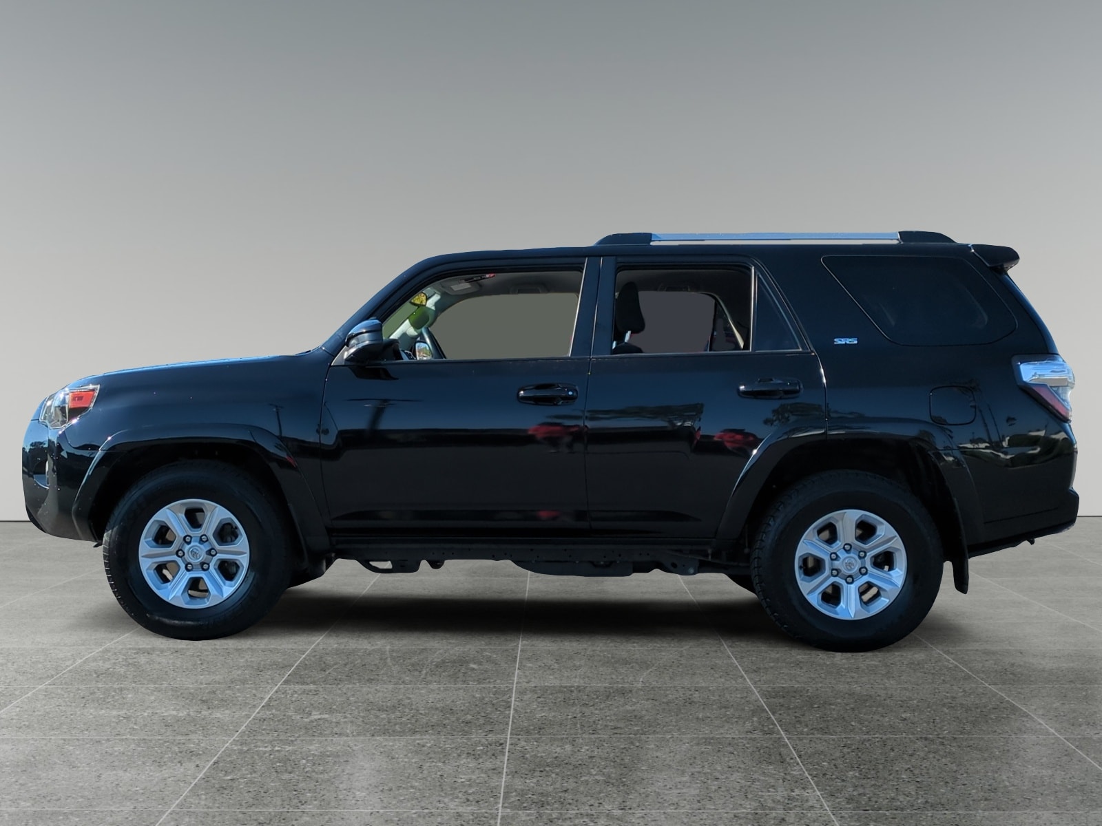 Used 2022 Toyota 4Runner SR5 with VIN JTEEU5JR9N5267096 for sale in Moreno Valley, CA