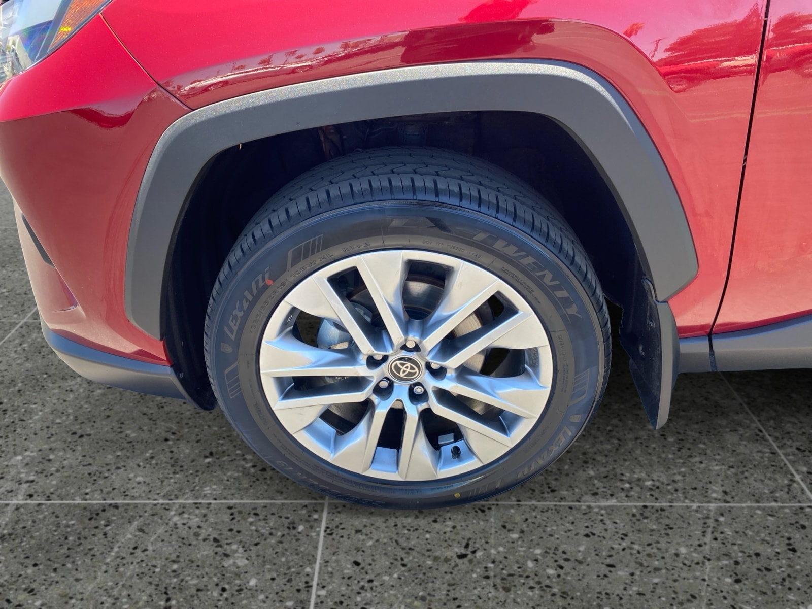 2023 Toyota RAV4 XLE Premium - Photo 14