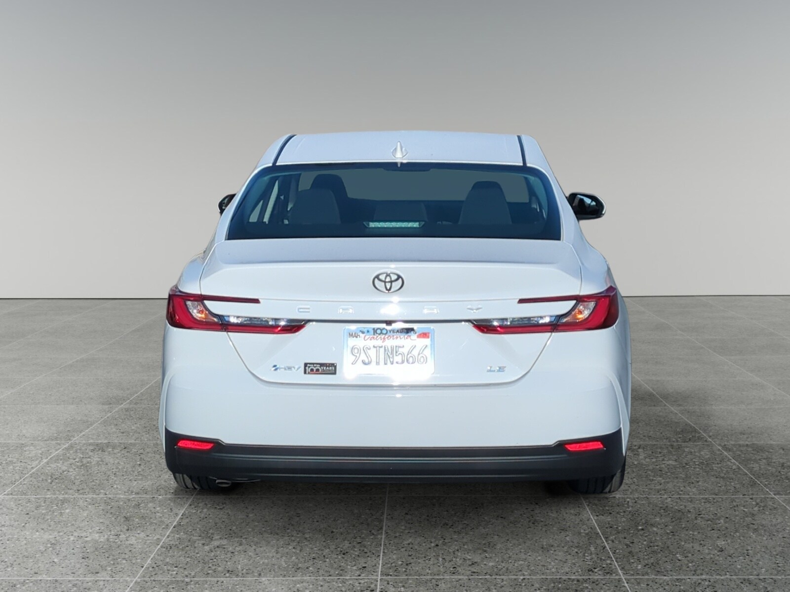2025 Toyota Camry LE photo 4