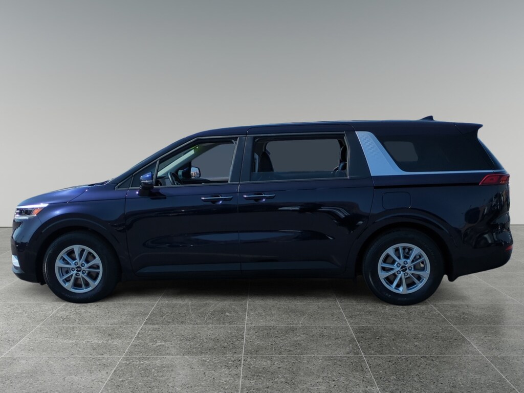 Used 2024 Kia Carnival LX MPV