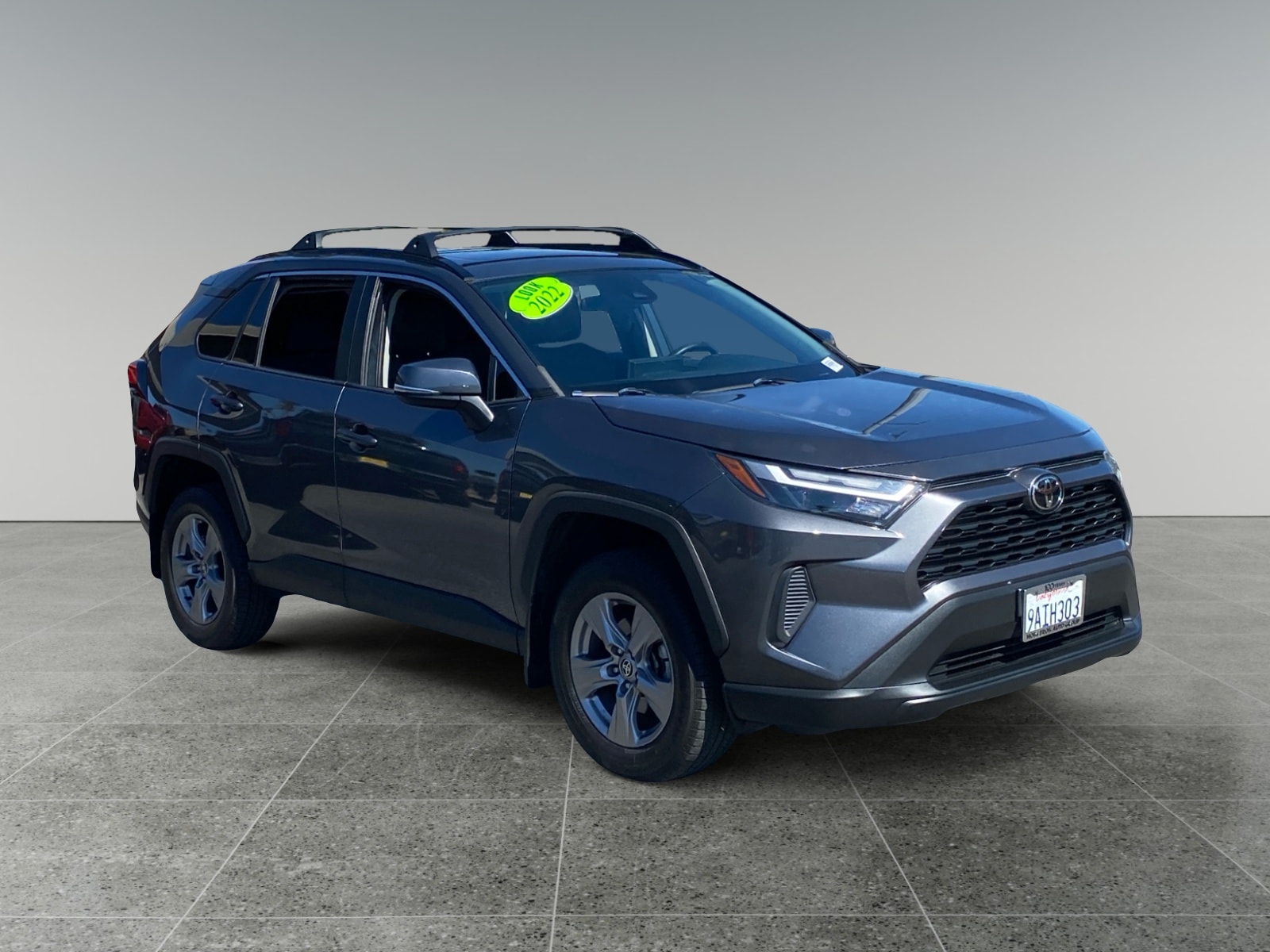 2022 Toyota RAV4 XLE - Photo 7