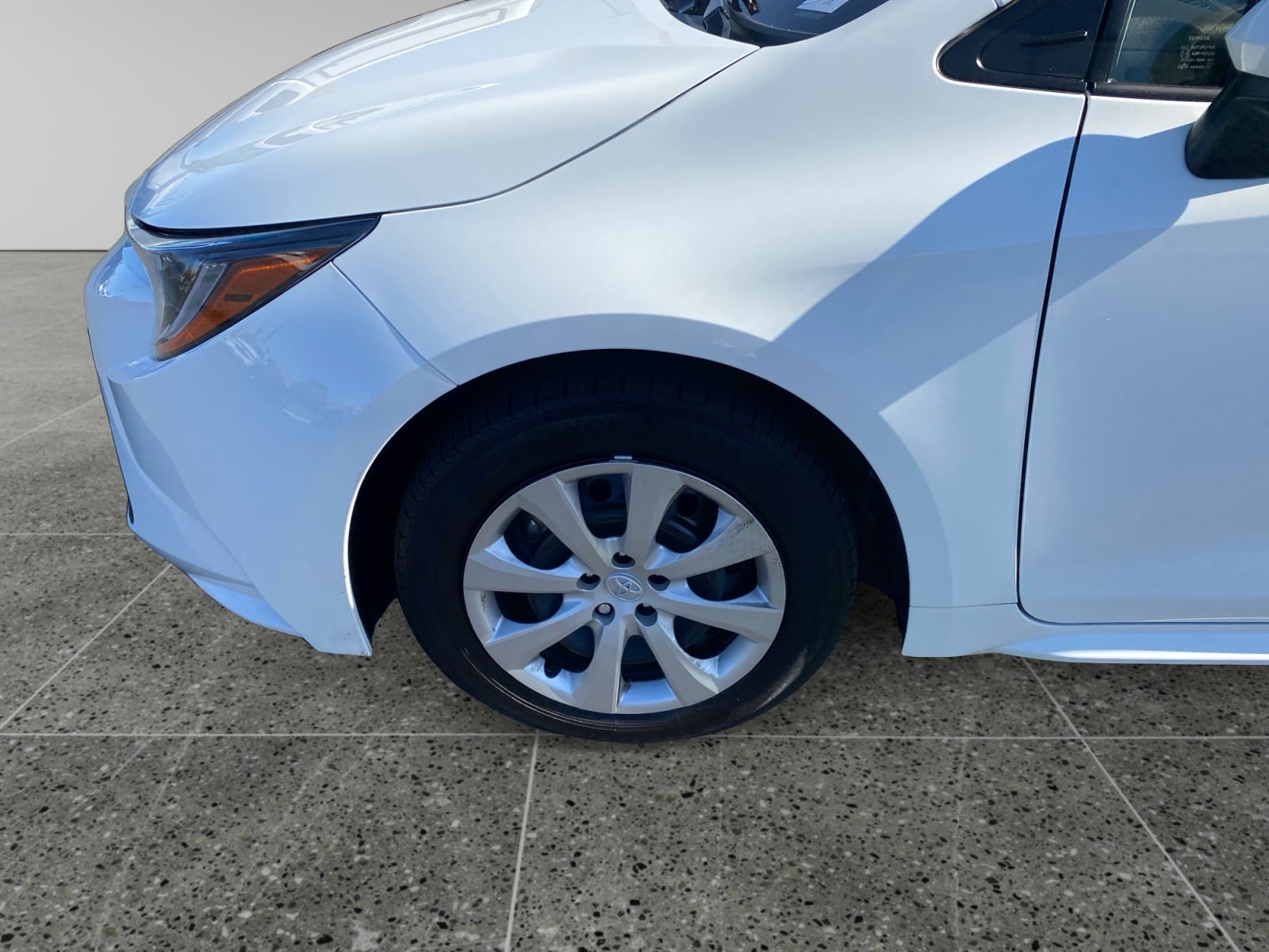 2026 Toyota Corolla LE - Photo 14