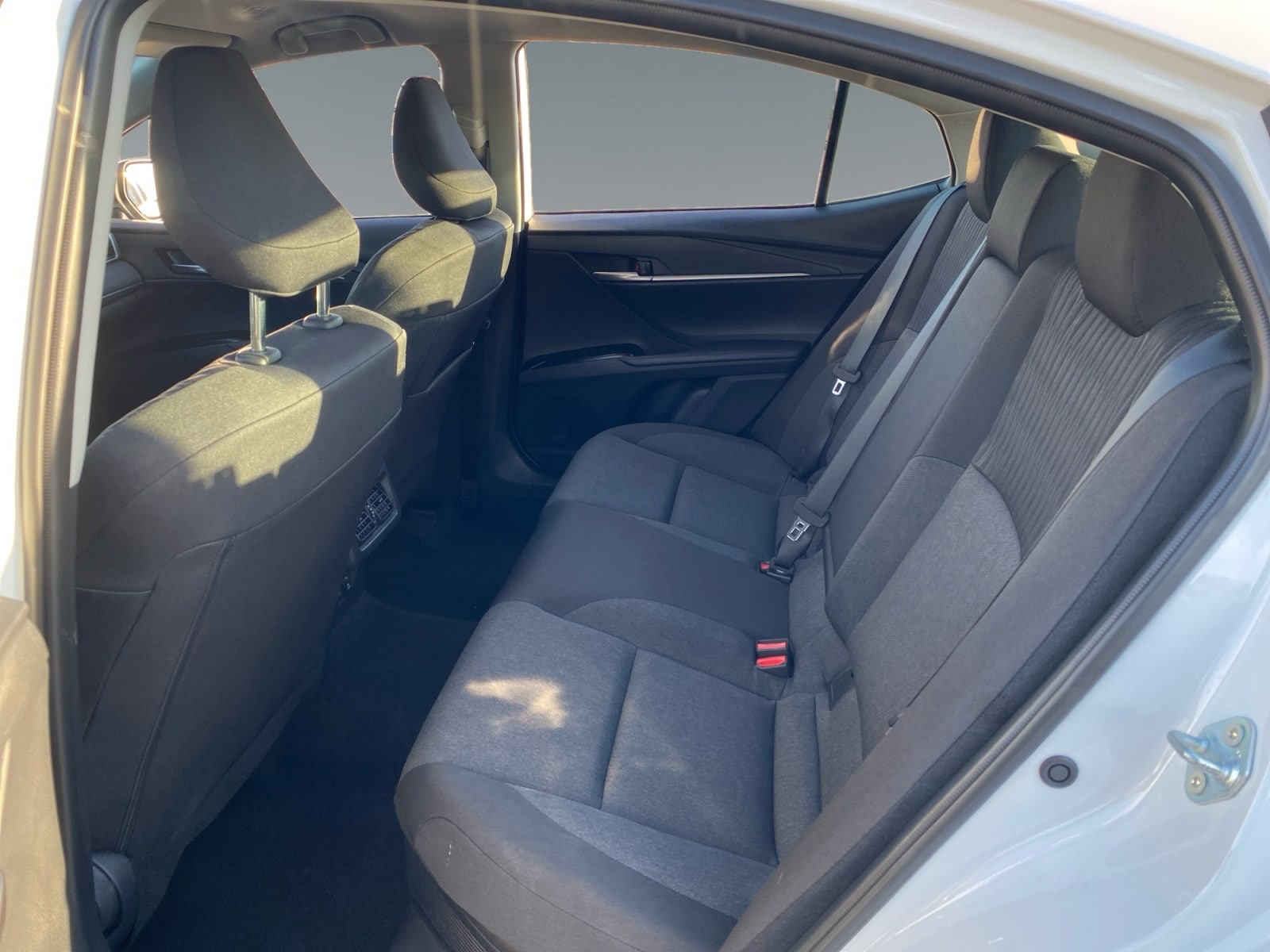 2025 Toyota Camry LE - Photo 13