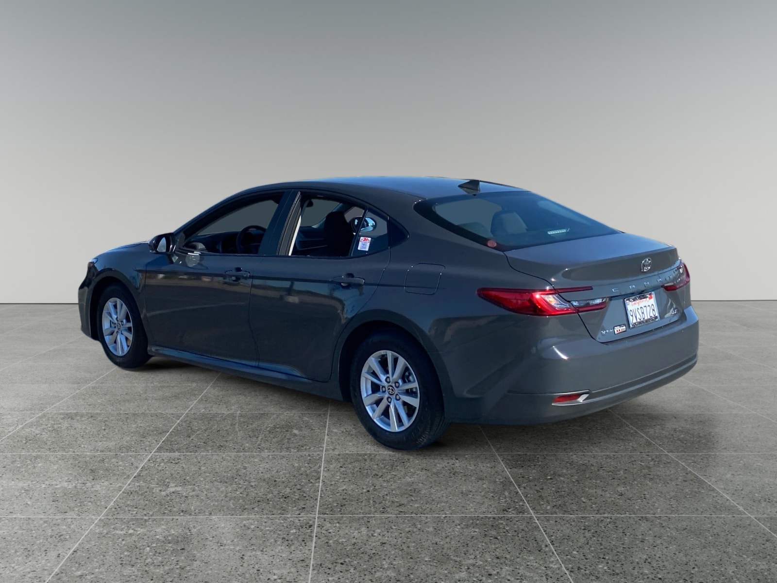2025 Toyota Camry LE photo 3