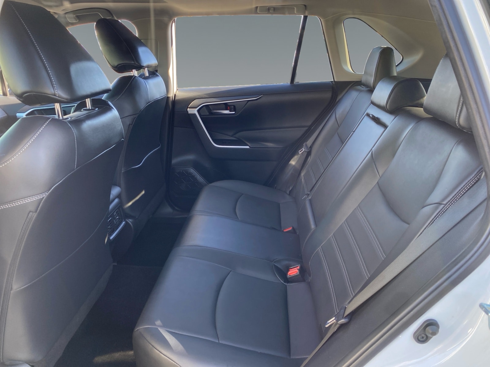2023 Toyota RAV4 XLE Premium - Photo 13