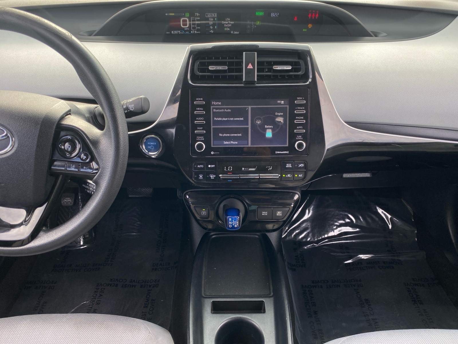 2022 Toyota Prius LE - Photo 11