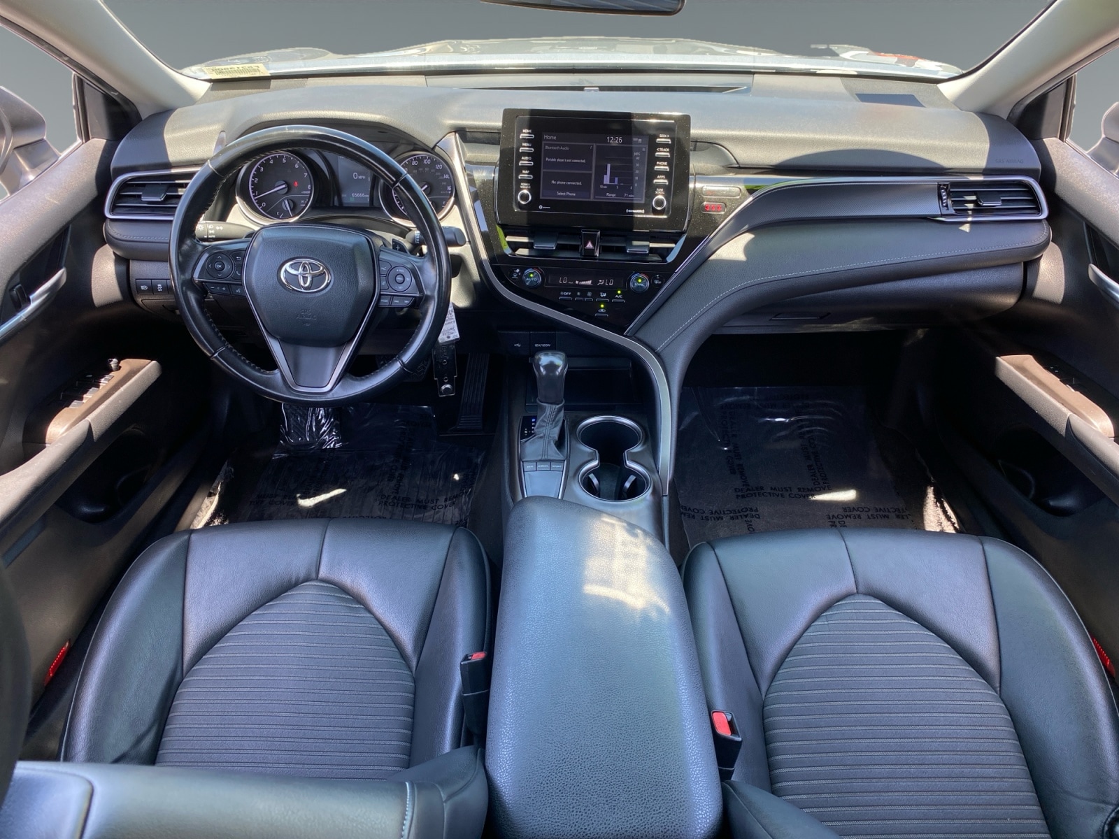 2023 Toyota Camry SE - Photo 10