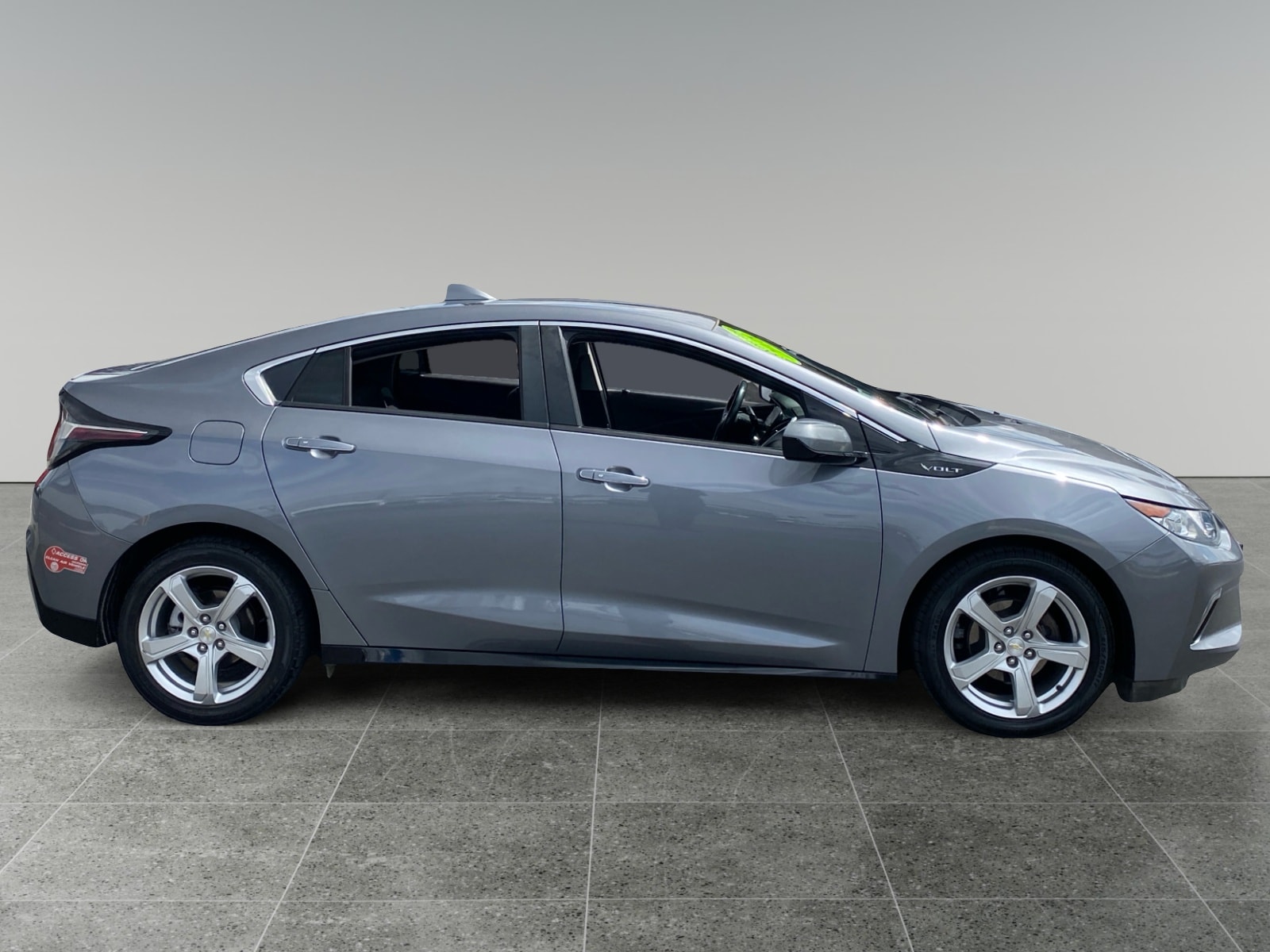2018 Chevrolet Volt LT - Photo 6