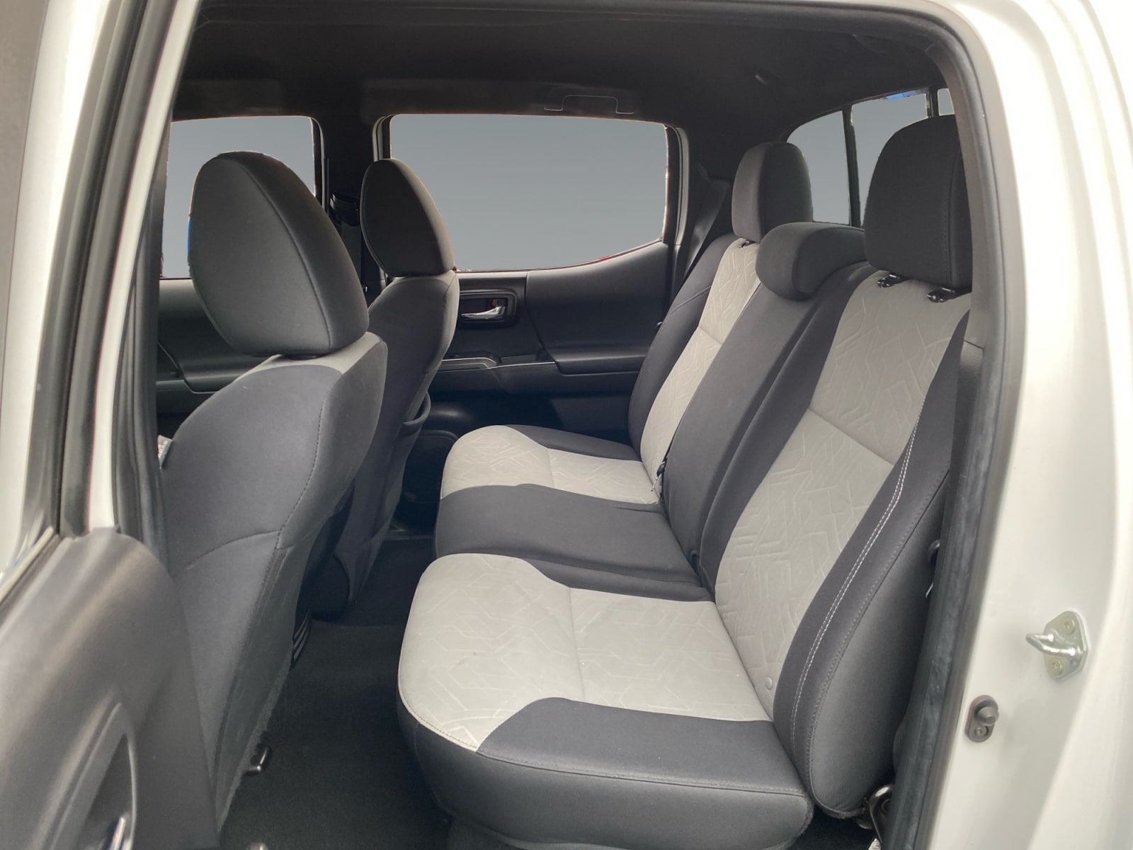 2022 Toyota Tacoma TRD Off Road - Photo 13