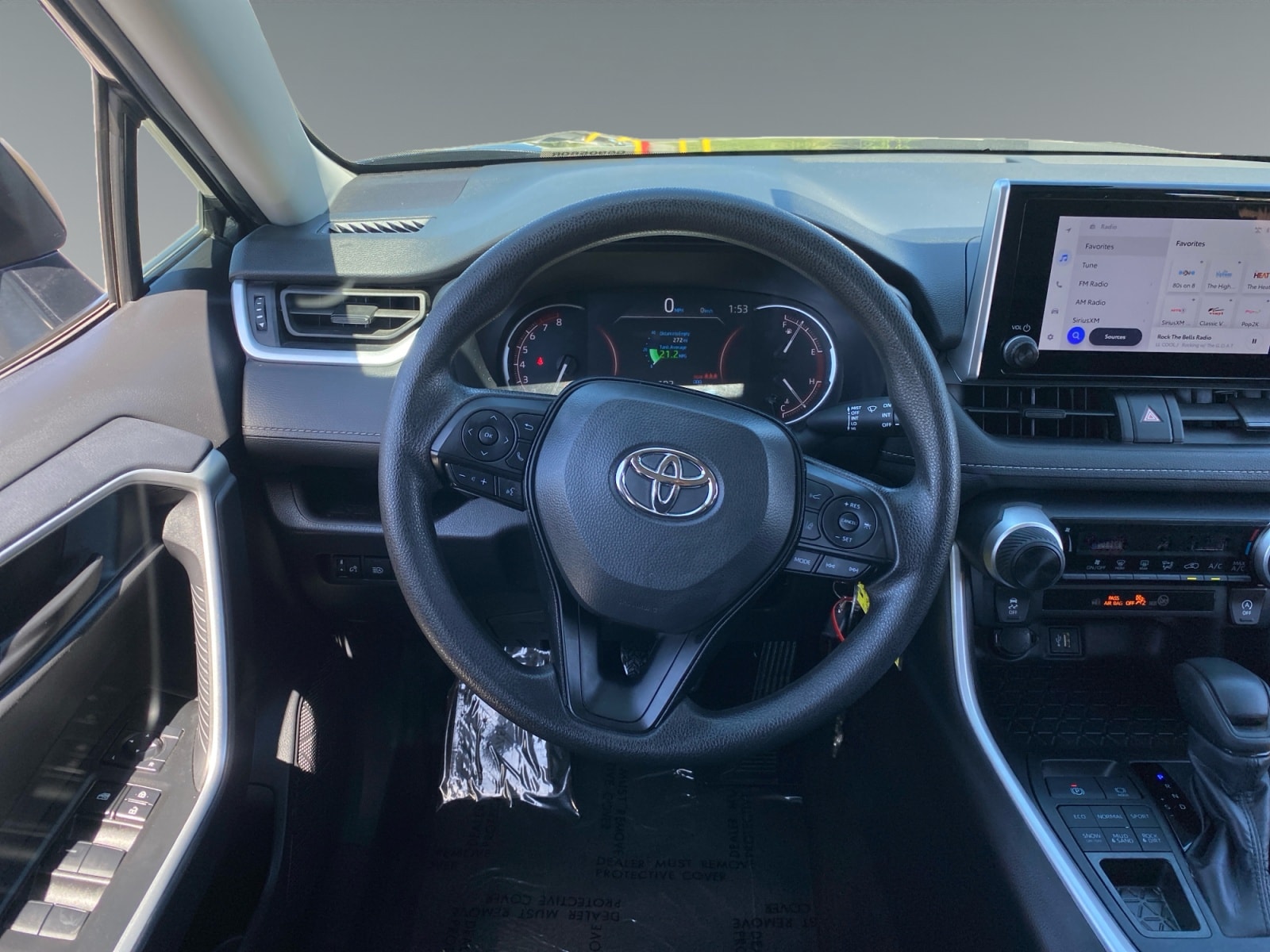 2025 Toyota RAV4 LE - Photo 12