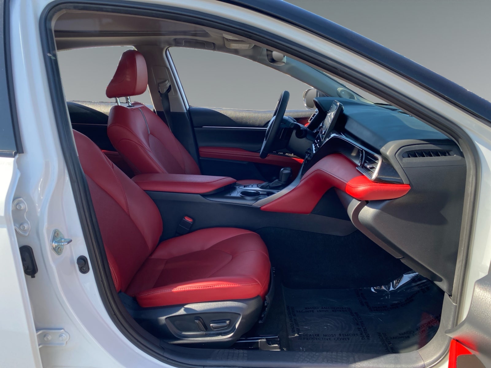 2024 Toyota Camry XSE - Photo 15