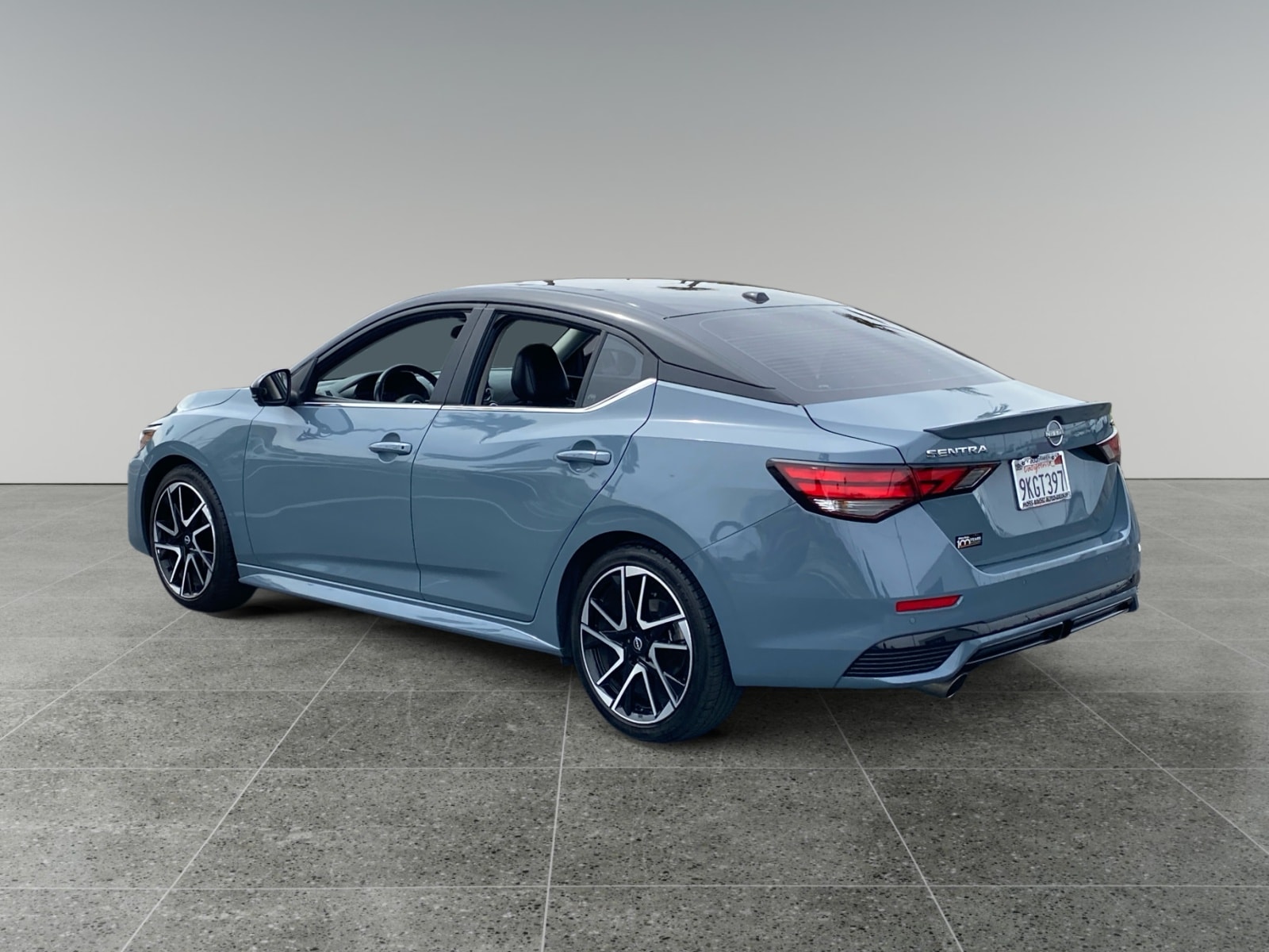 2024 Nissan Sentra SR photo 3