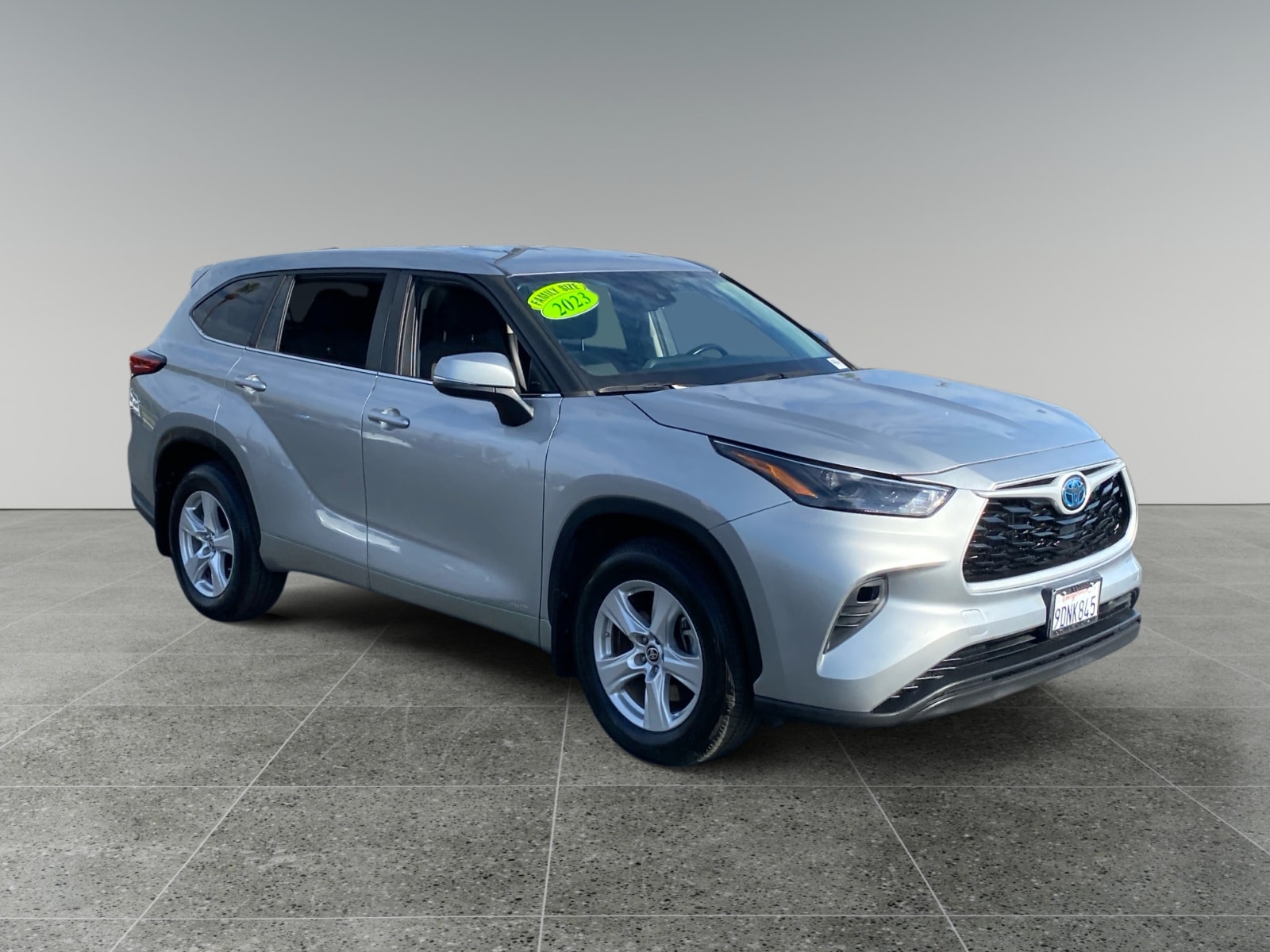2023 Toyota Highlander LE - Photo 7