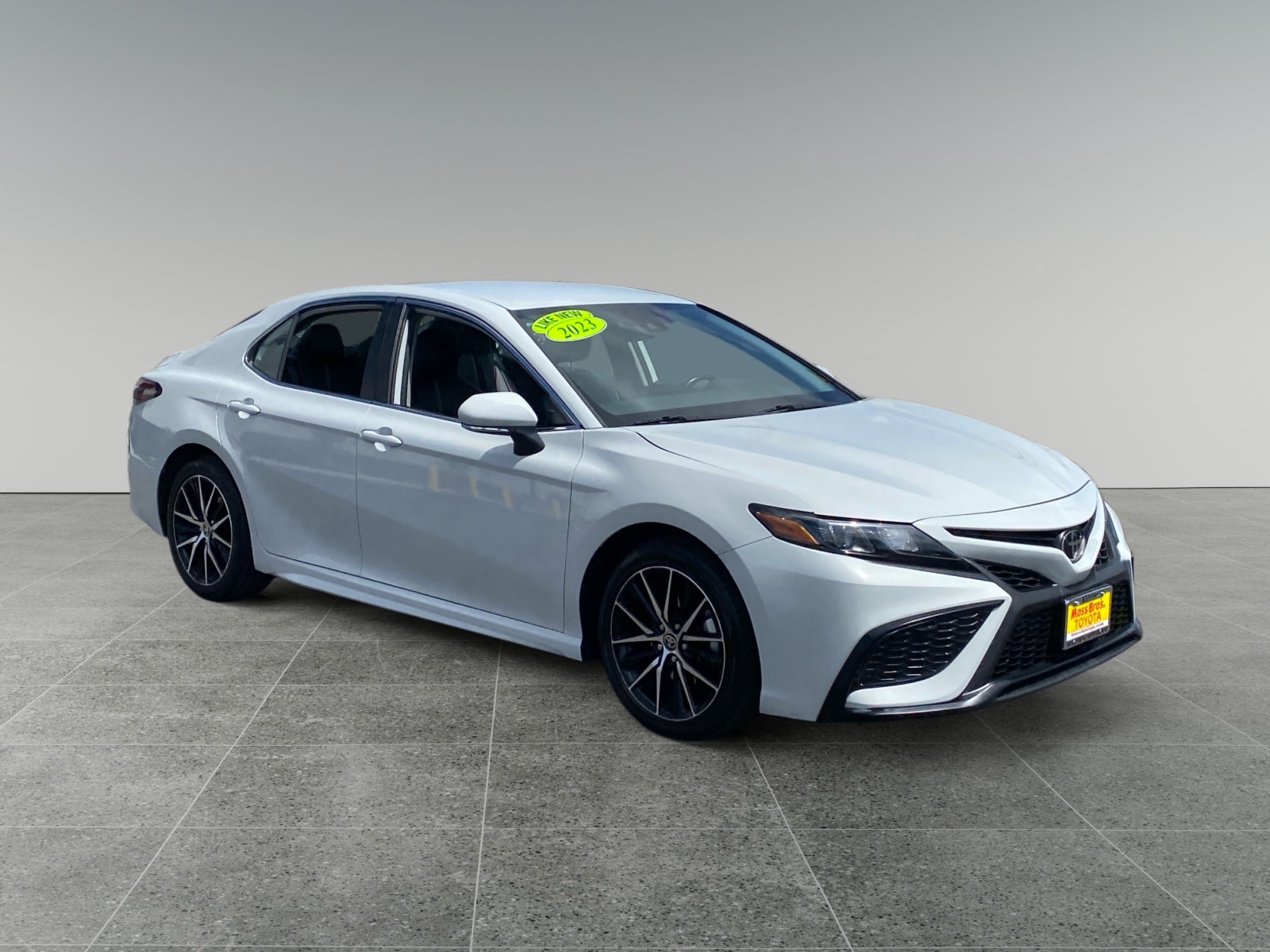 2023 Toyota Camry SE - Photo 7