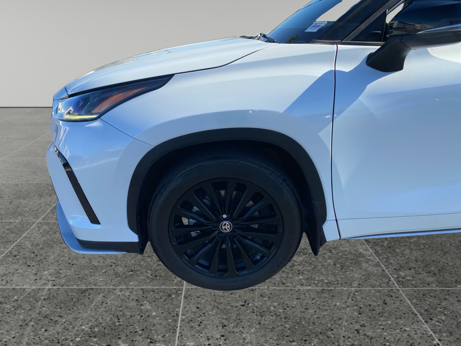 2023 Toyota Highlander XSE - Photo 14