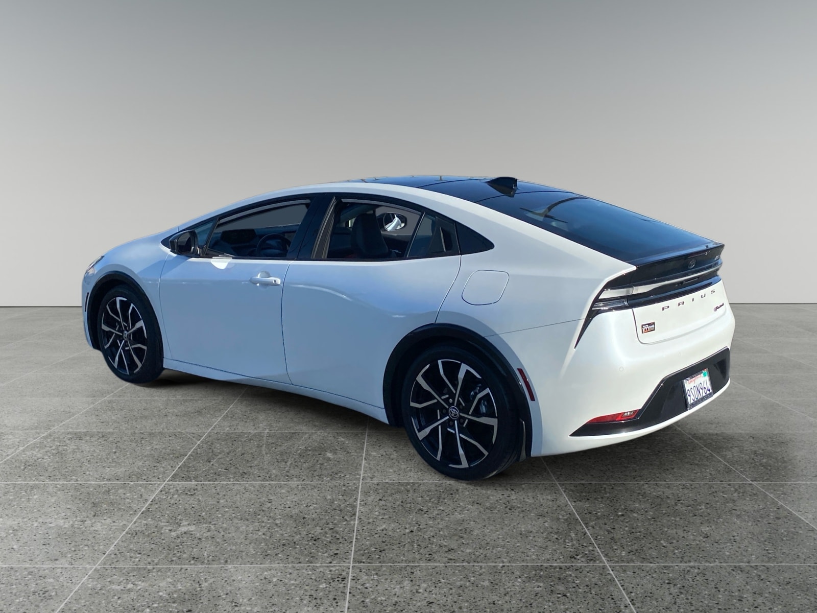 2024 Toyota Prius Prime XSE Premium - Photo 3