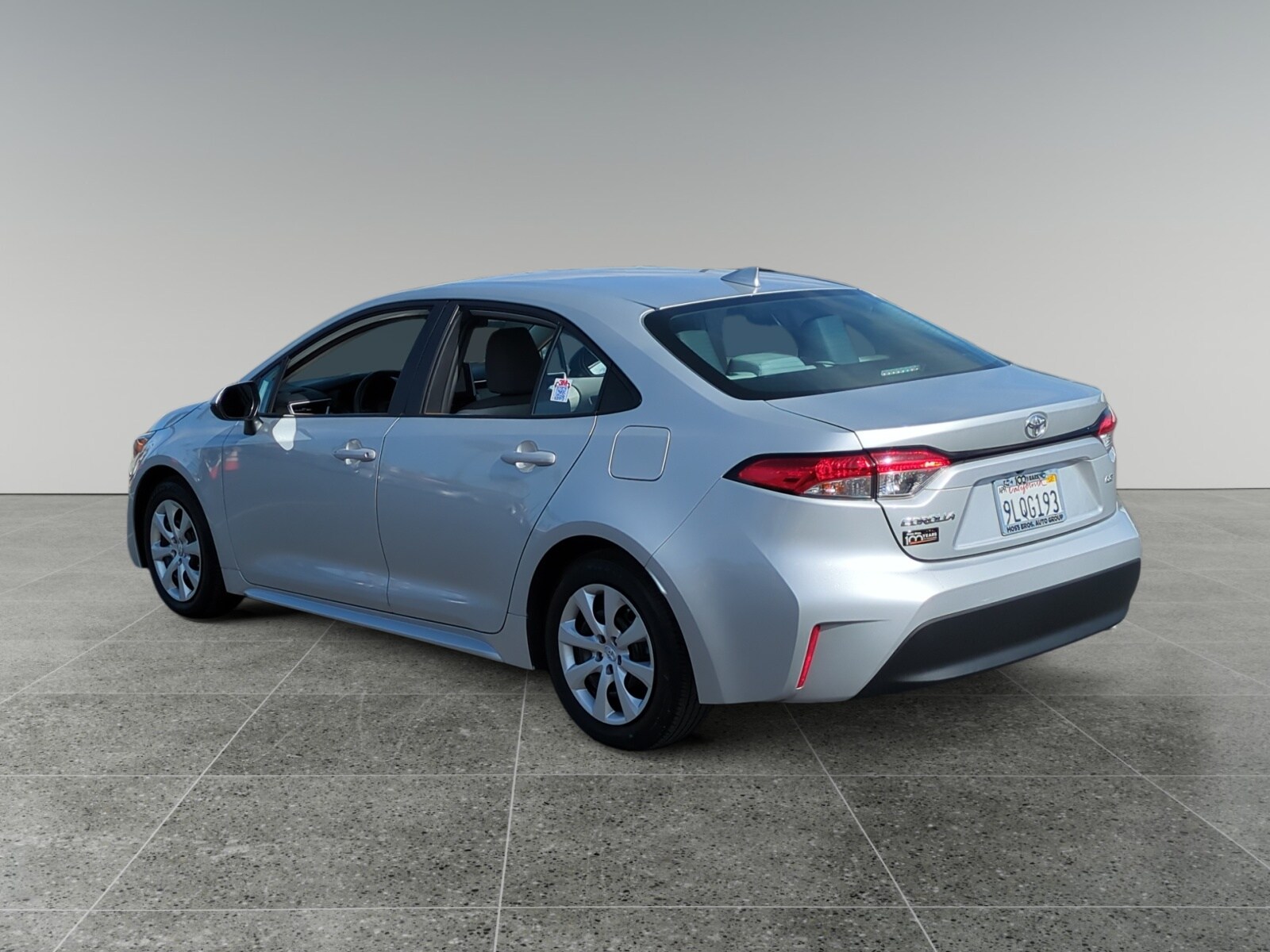 2024 Toyota Corolla LE photo 3