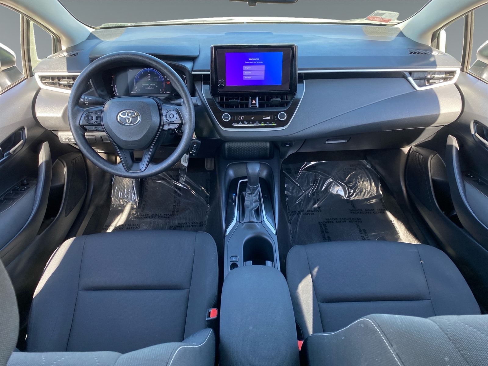 2026 Toyota Corolla LE - Photo 10