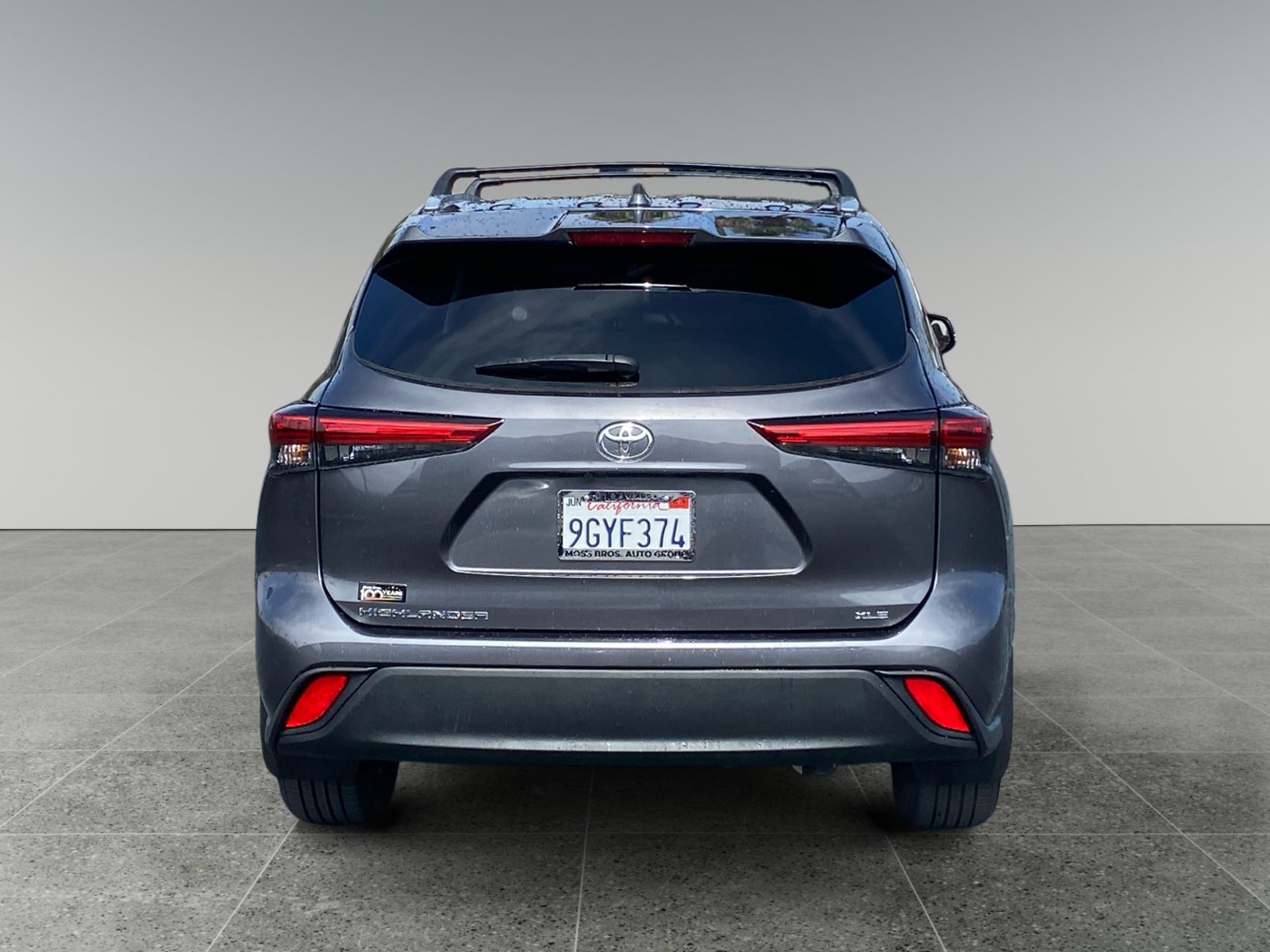 2023 Toyota Highlander XLE photo 4
