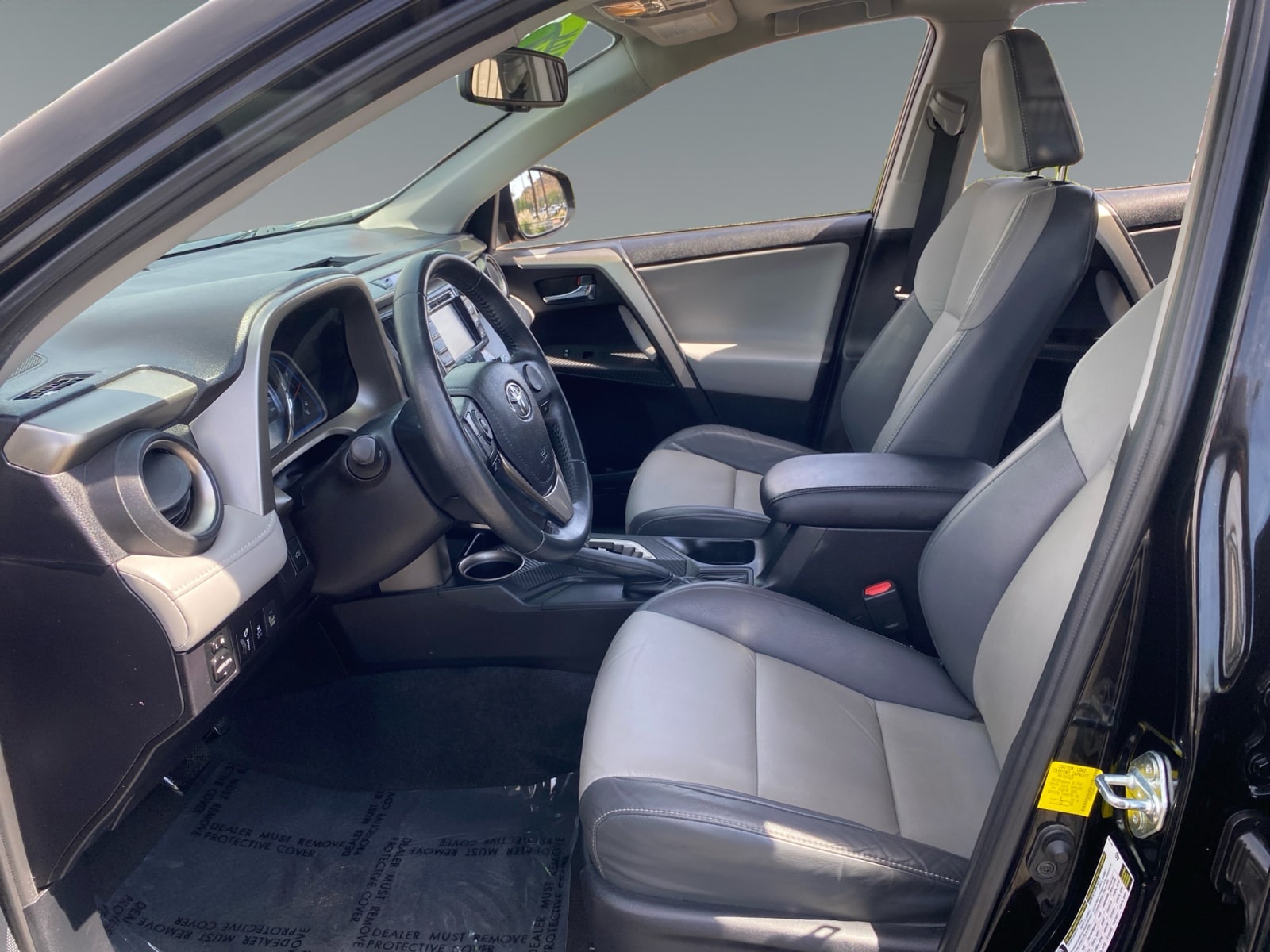 2014 Toyota RAV4 Limited - Photo 9
