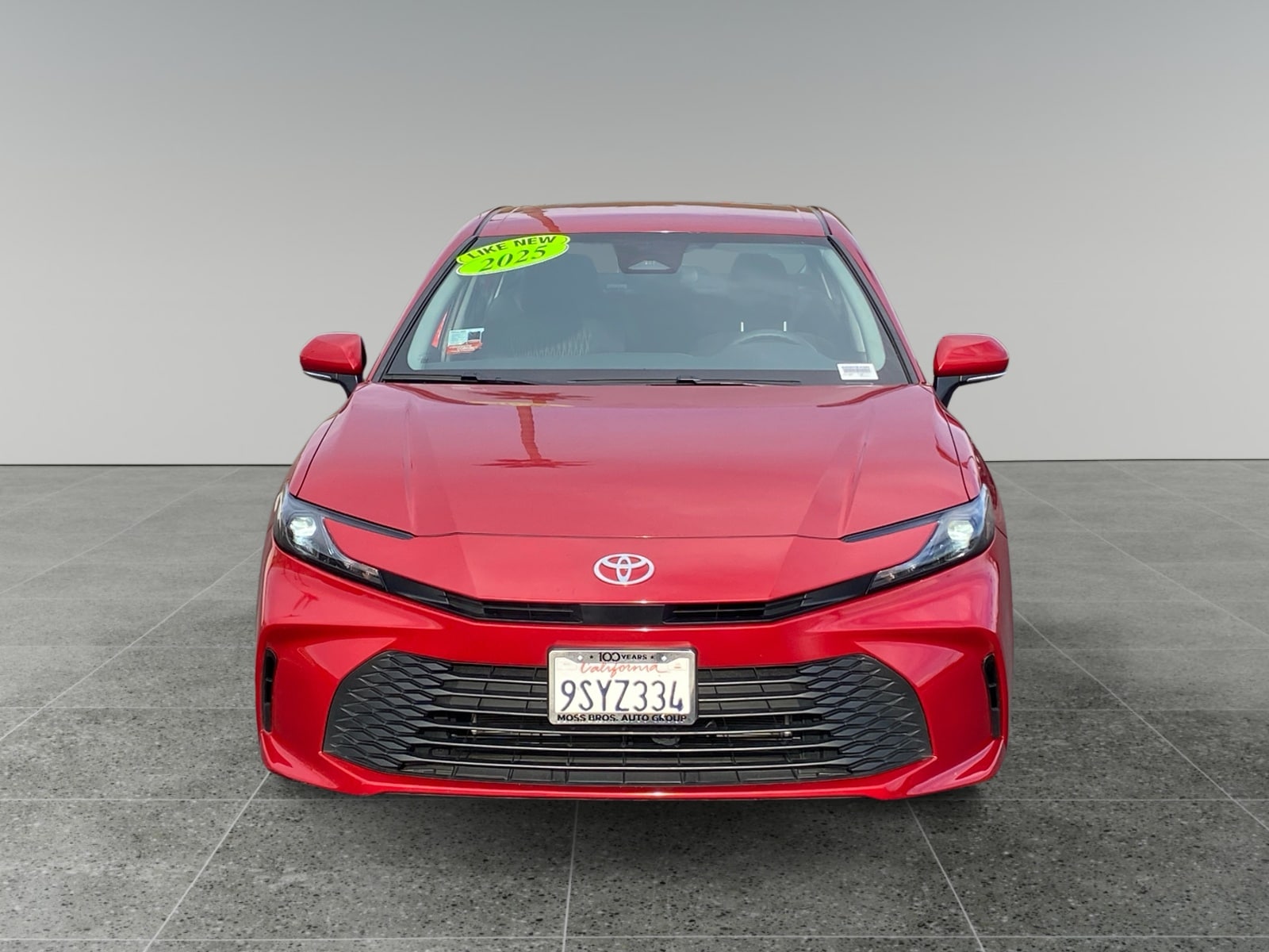 2025 Toyota Camry LE - Photo 8