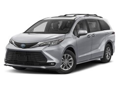 2025 Toyota Sienna XLE Van Passenger Van