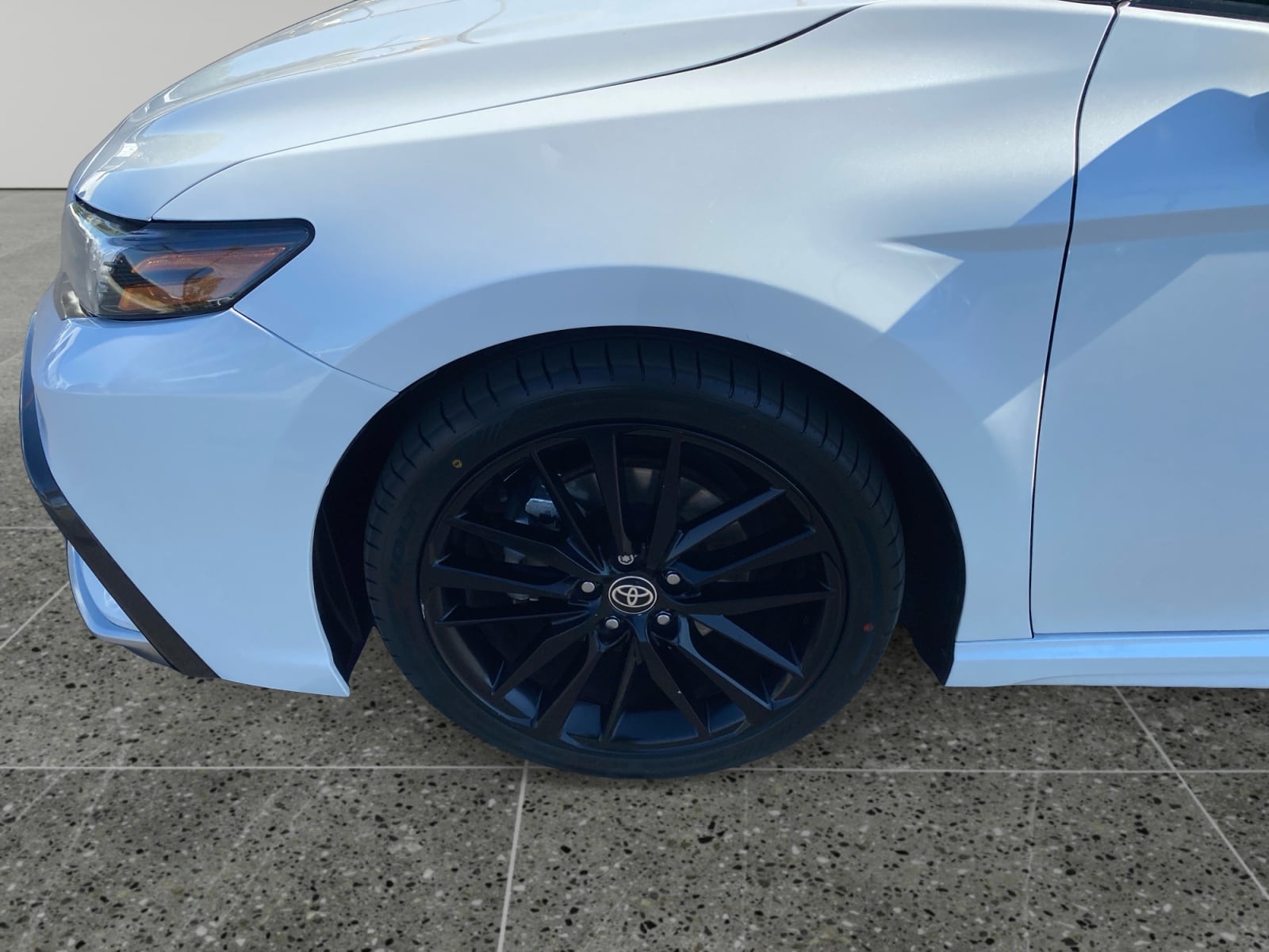 2024 Toyota Camry XSE - Photo 14