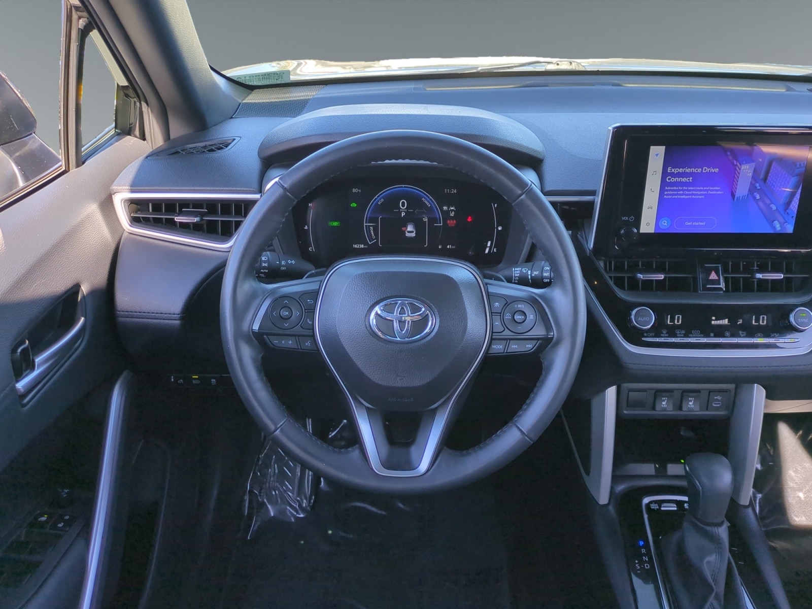 2024 Toyota Corolla Cross XSE - Photo 12