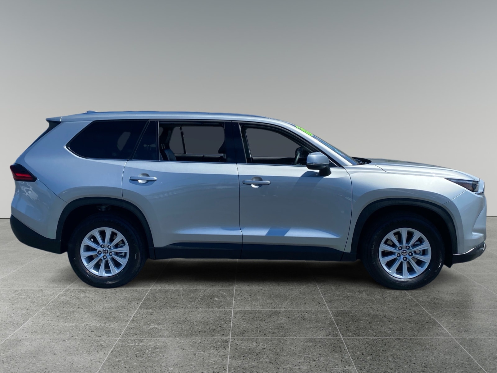 2025 Toyota Grand Highlander XLE photo 6