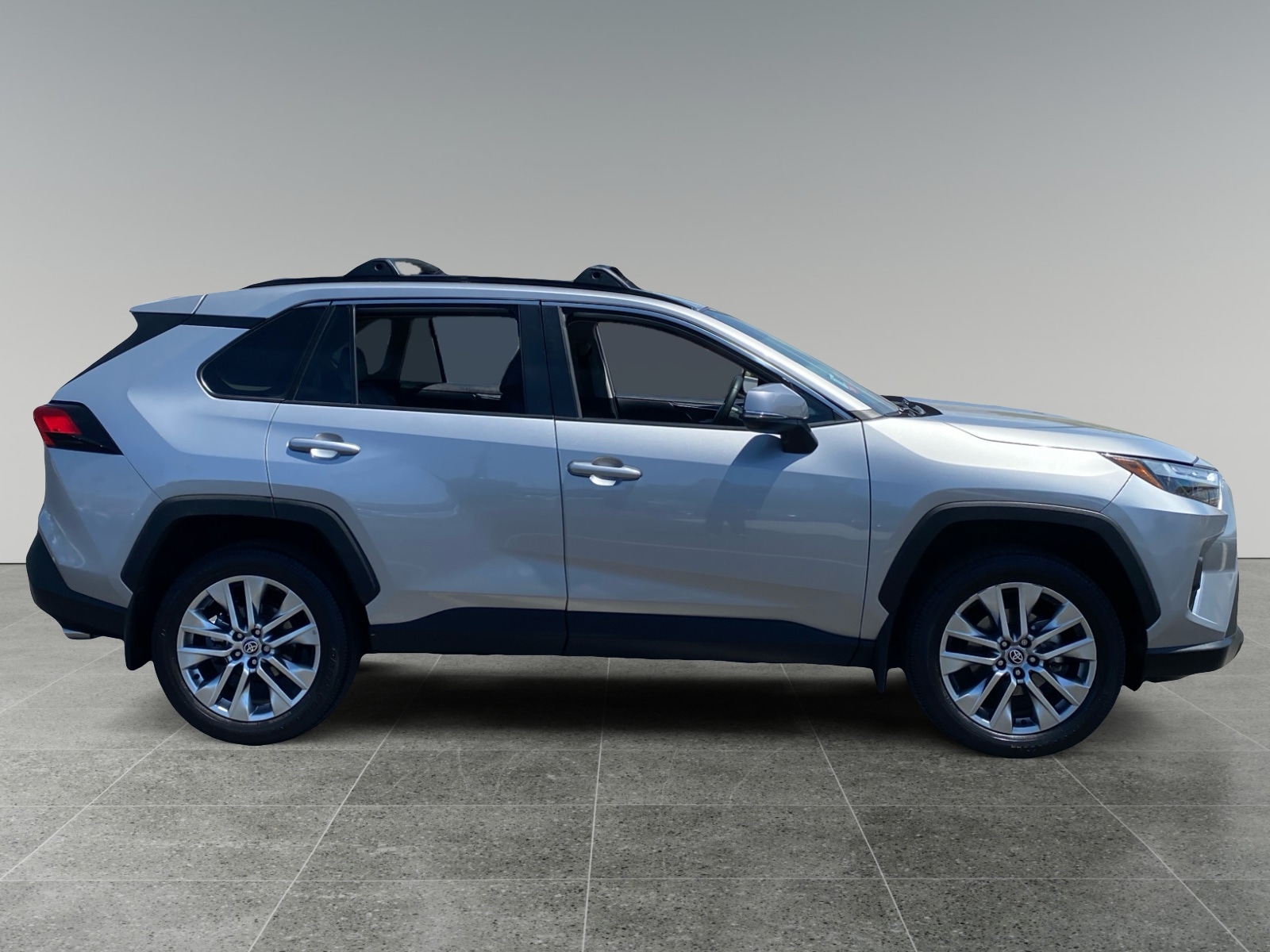 2024 Toyota RAV4 XLE Premium - Photo 6
