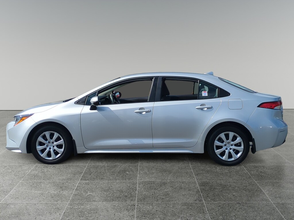 Used 2025 Toyota Corolla LE Sedan