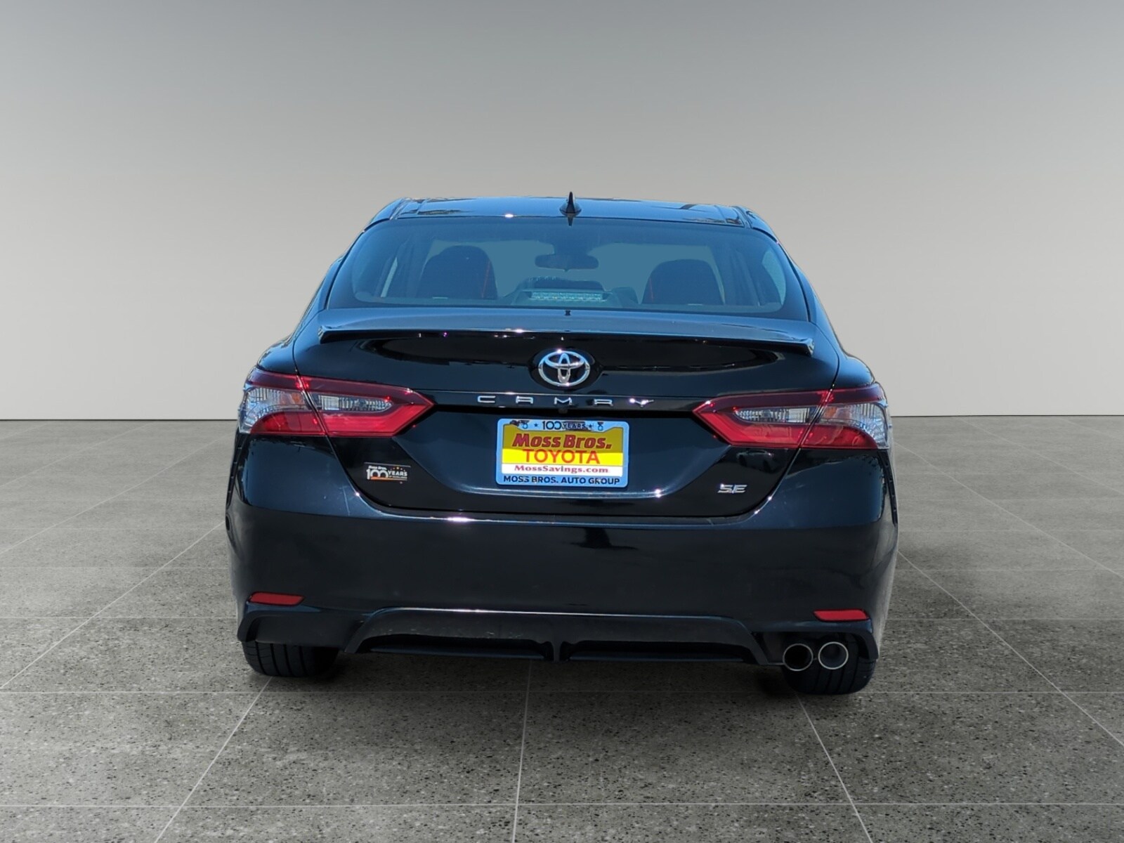 2022 Toyota Camry SE photo 4