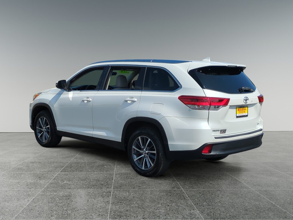 Used 2019 Toyota Highlander XLE SUV