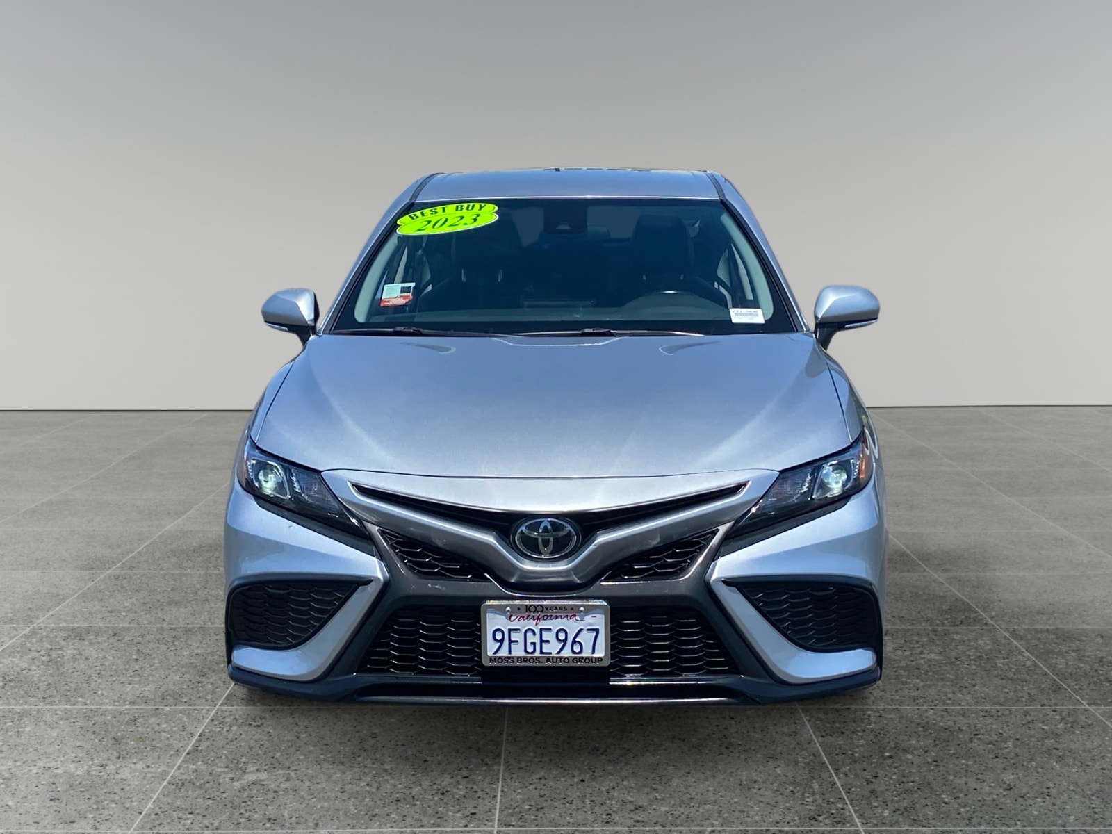 2023 Toyota Camry SE - Photo 8