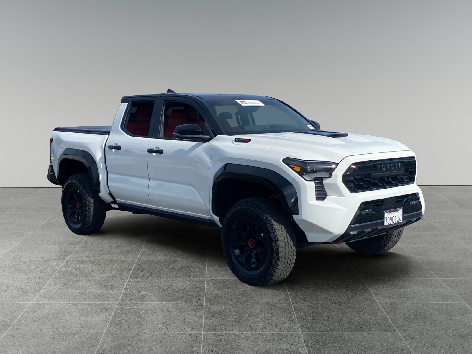 2025 Toyota Tacoma TRD Pro - Photo 7