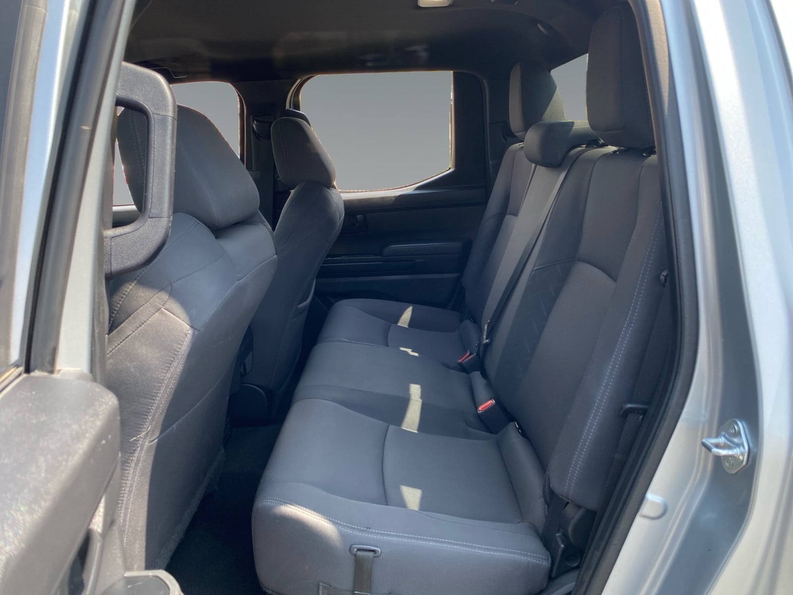 2024 Toyota Tacoma SR5 - Photo 13