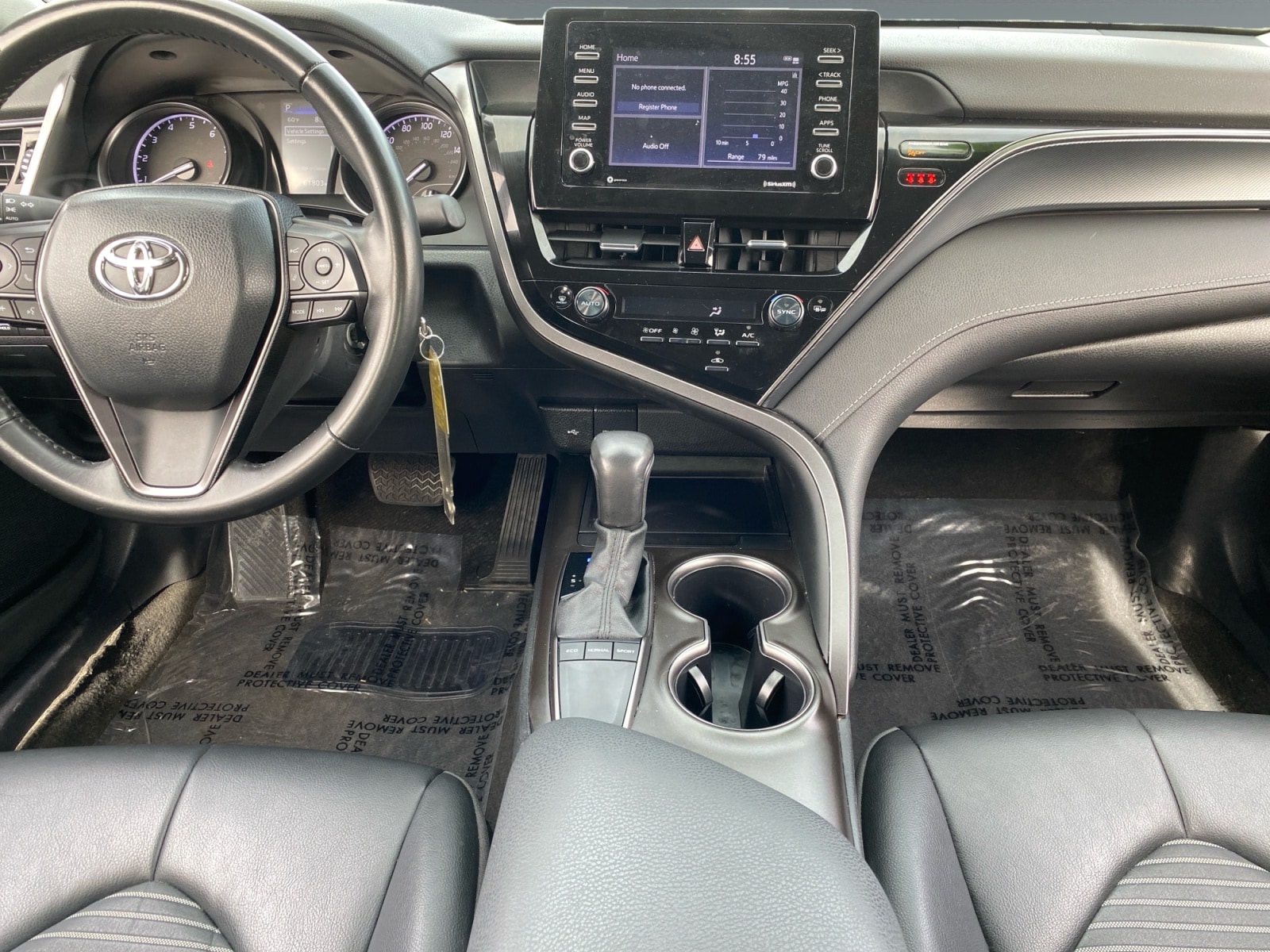 2024 Toyota Camry SE - Photo 11